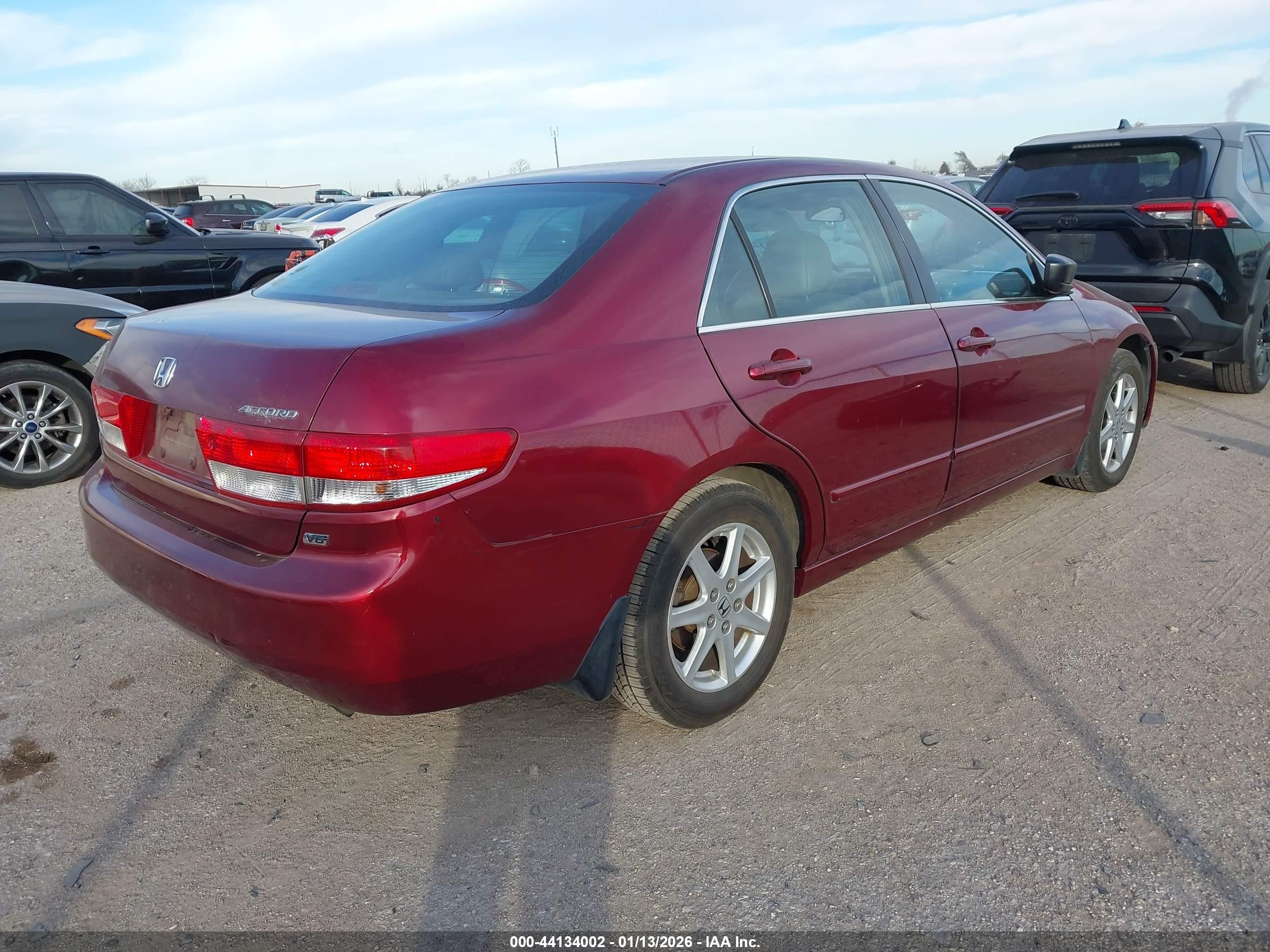 2003 Honda Accord Sdn Ex Burgundy vin: 1HGCM66843A088505