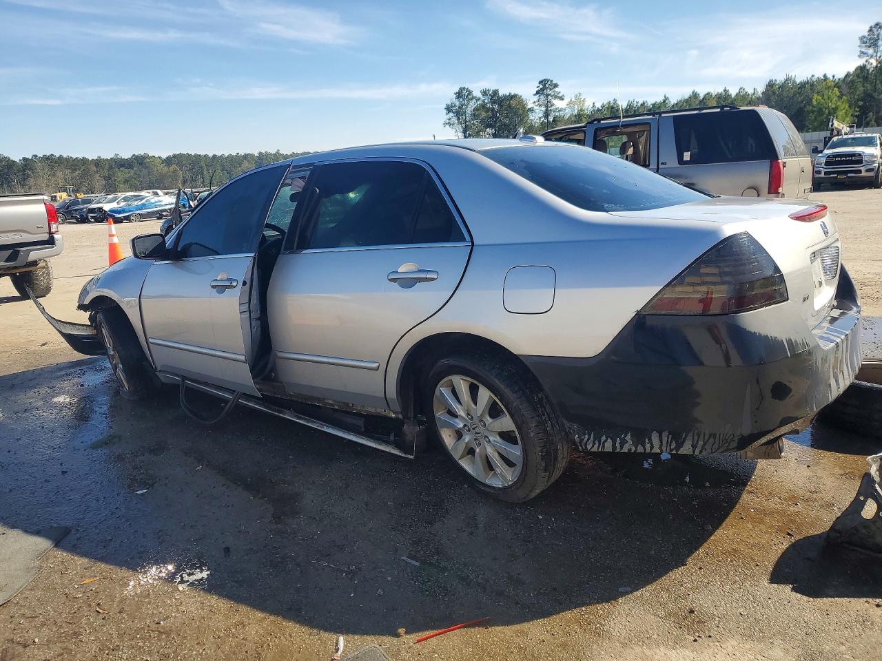 2007 Honda Accord Ex Silver vin: 1HGCM66847A005564