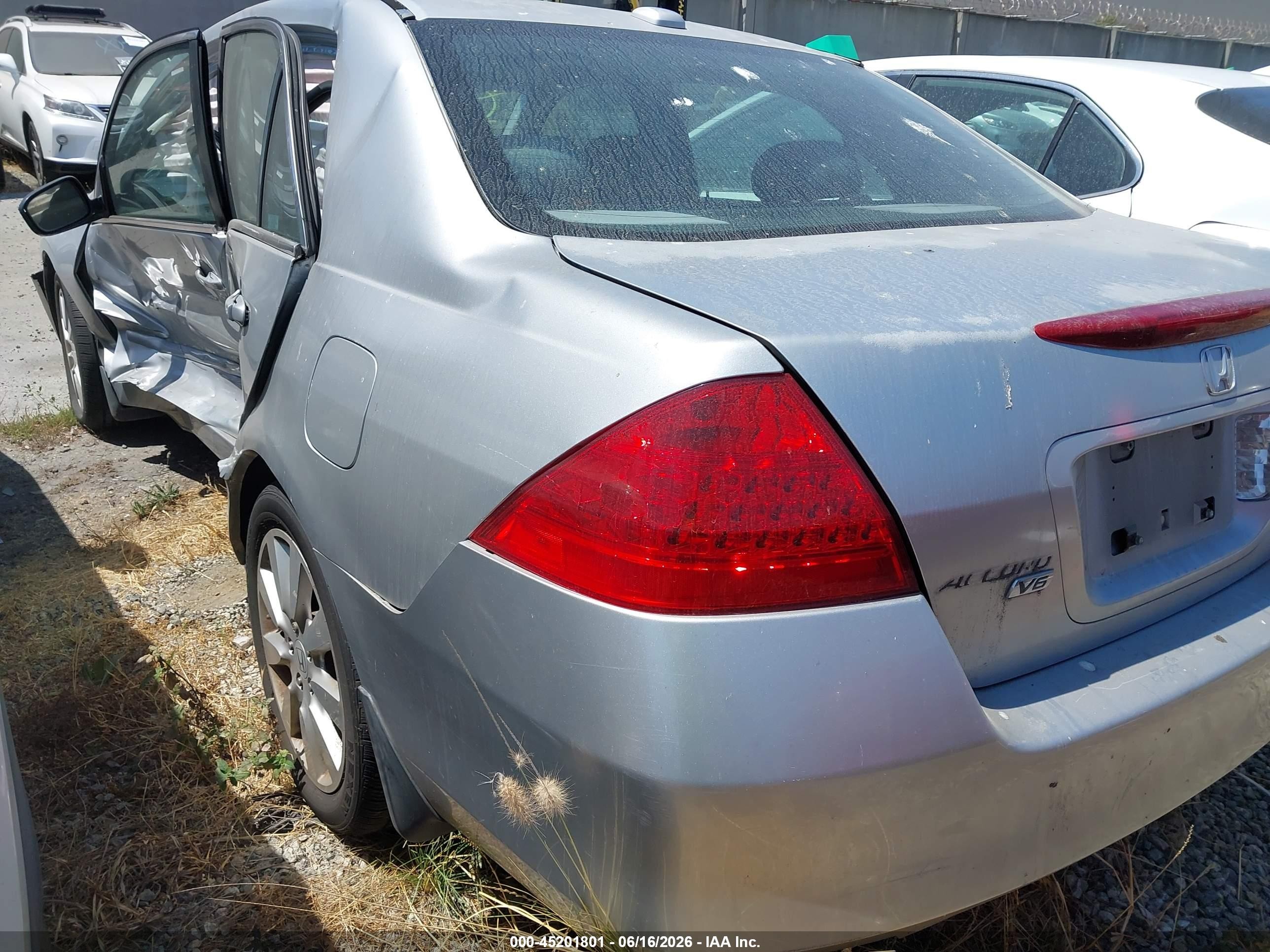 2007 Honda Accord 3.0 Ex Silver vin: 1HGCM66847A086808