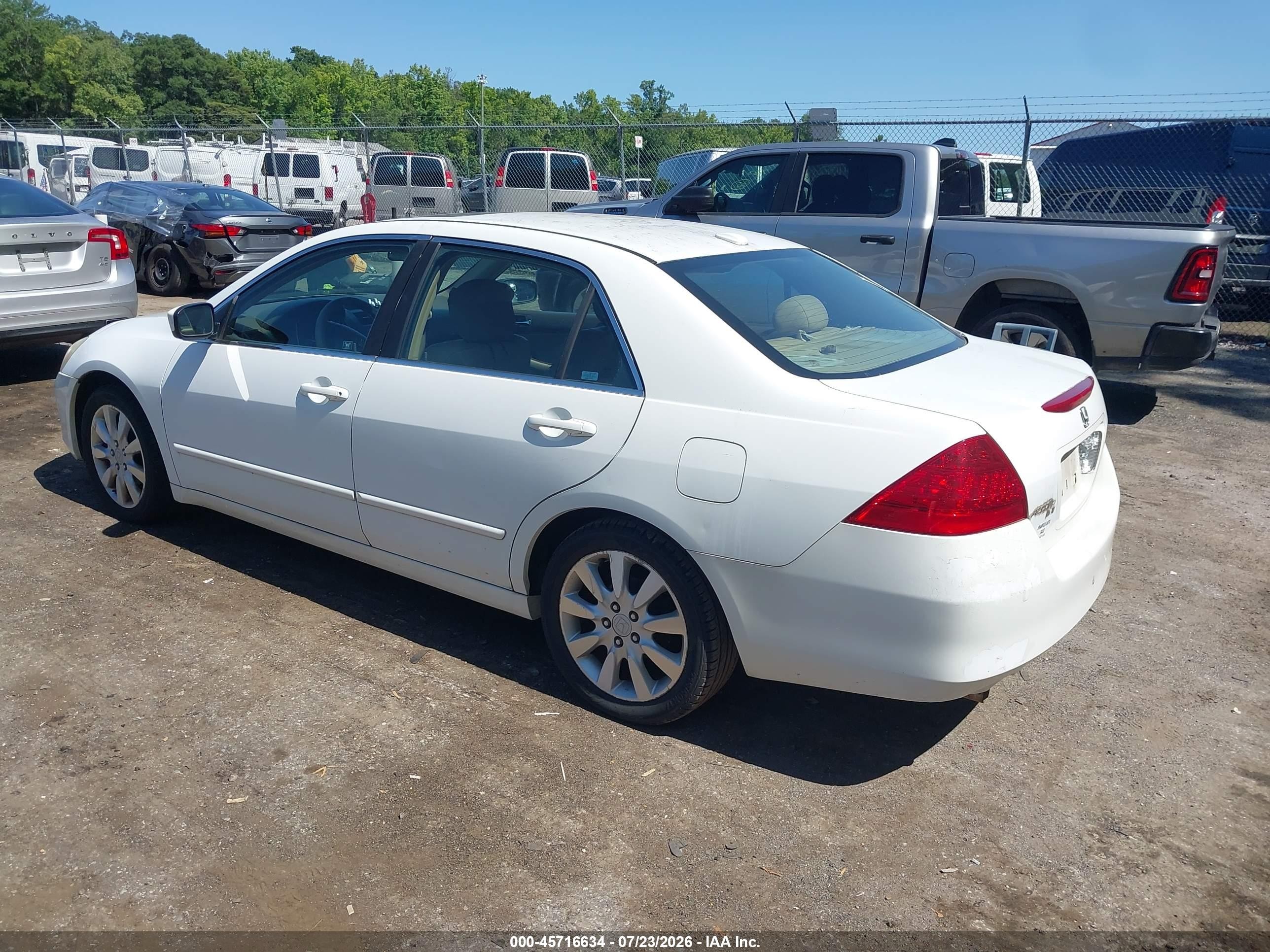 2006 Honda Accord 3.0 Ex White vin: 1HGCM66856A014272