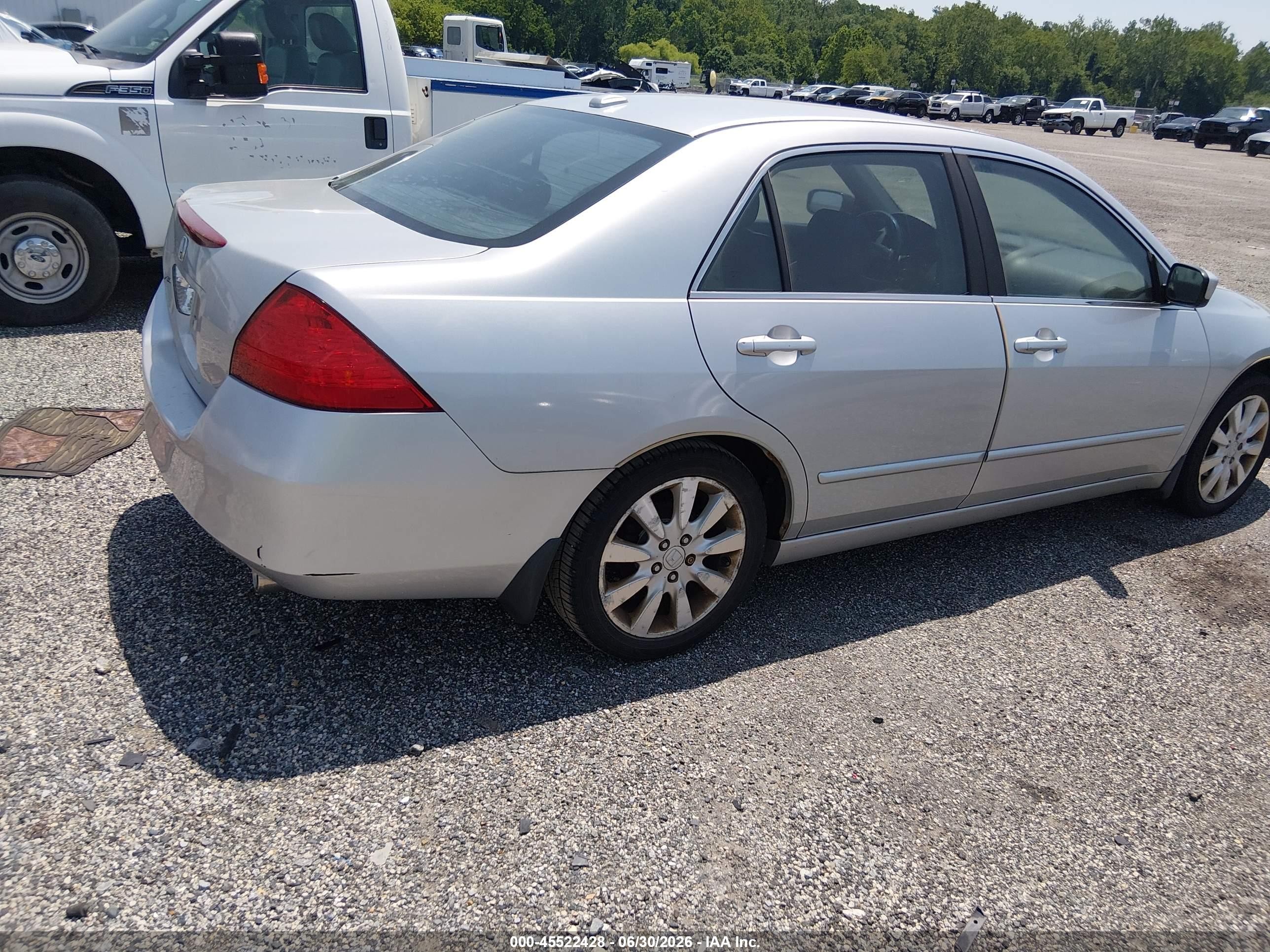 2006 Honda Accord 3.0 Ex Silver vin: 1HGCM66856A040029