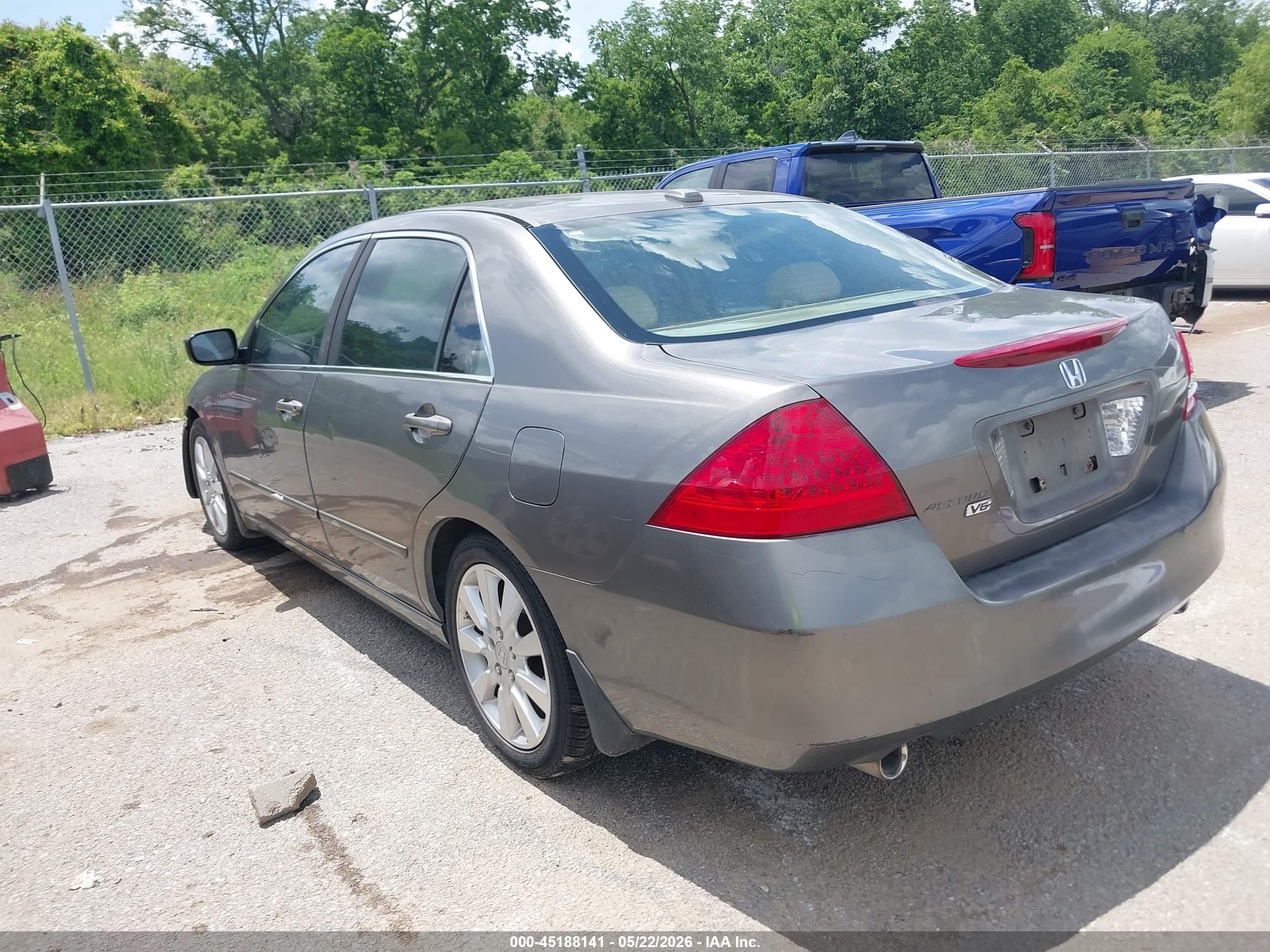 2006 Honda Accord 3.0 Ex Gray vin: 1HGCM66856A046509