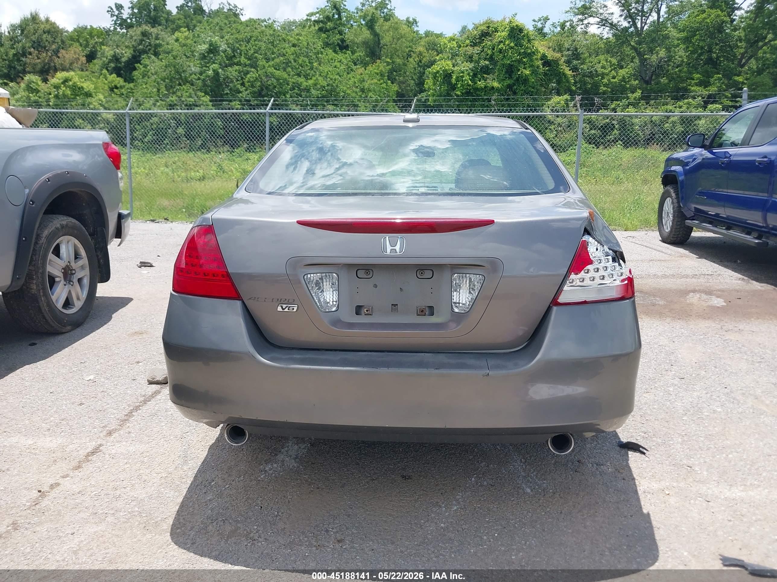 2006 Honda Accord 3.0 Ex Gray vin: 1HGCM66856A046509