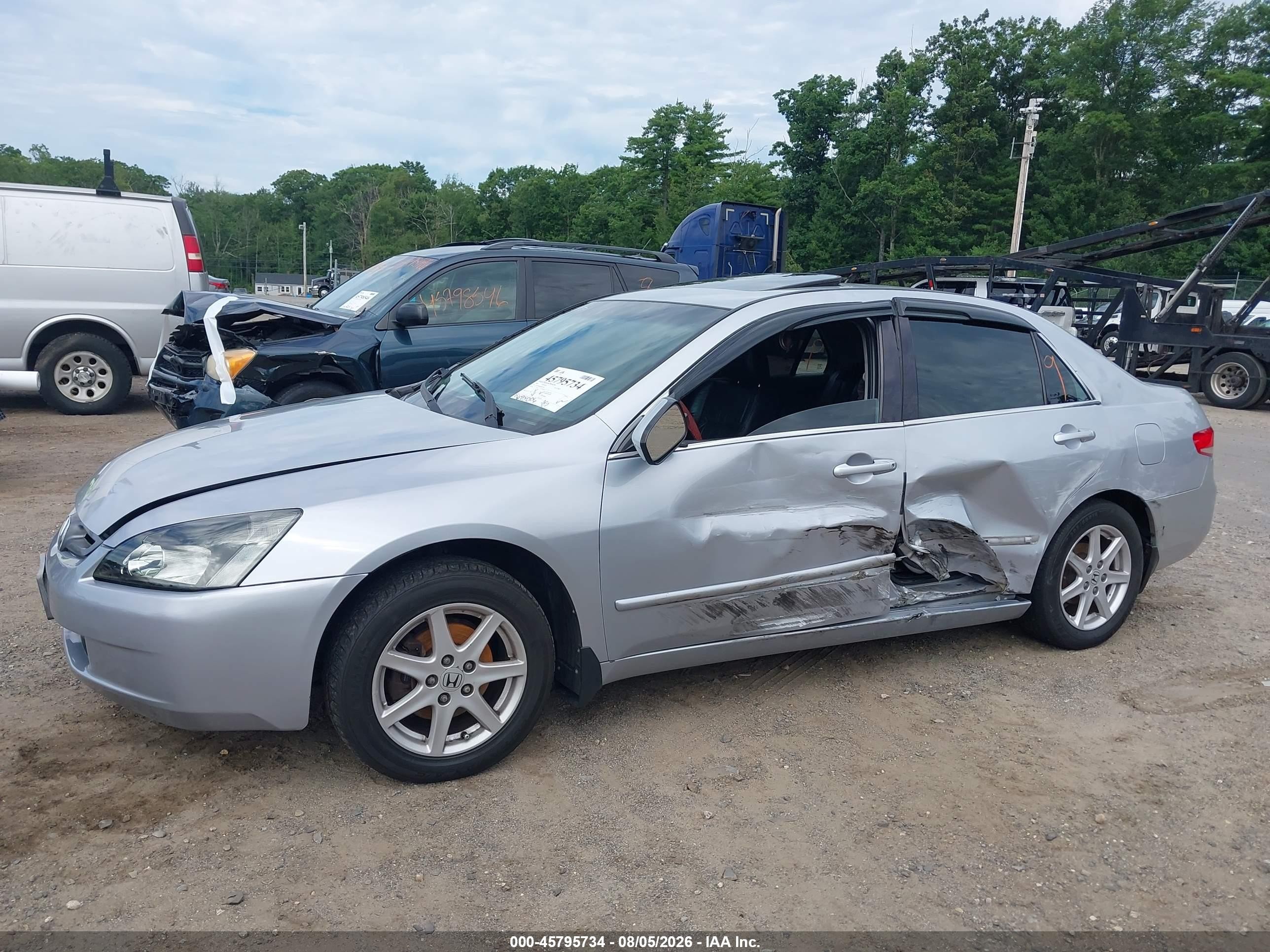 2004 Honda Accord 3.0 Ex Silver vin: 1HGCM66864A047536