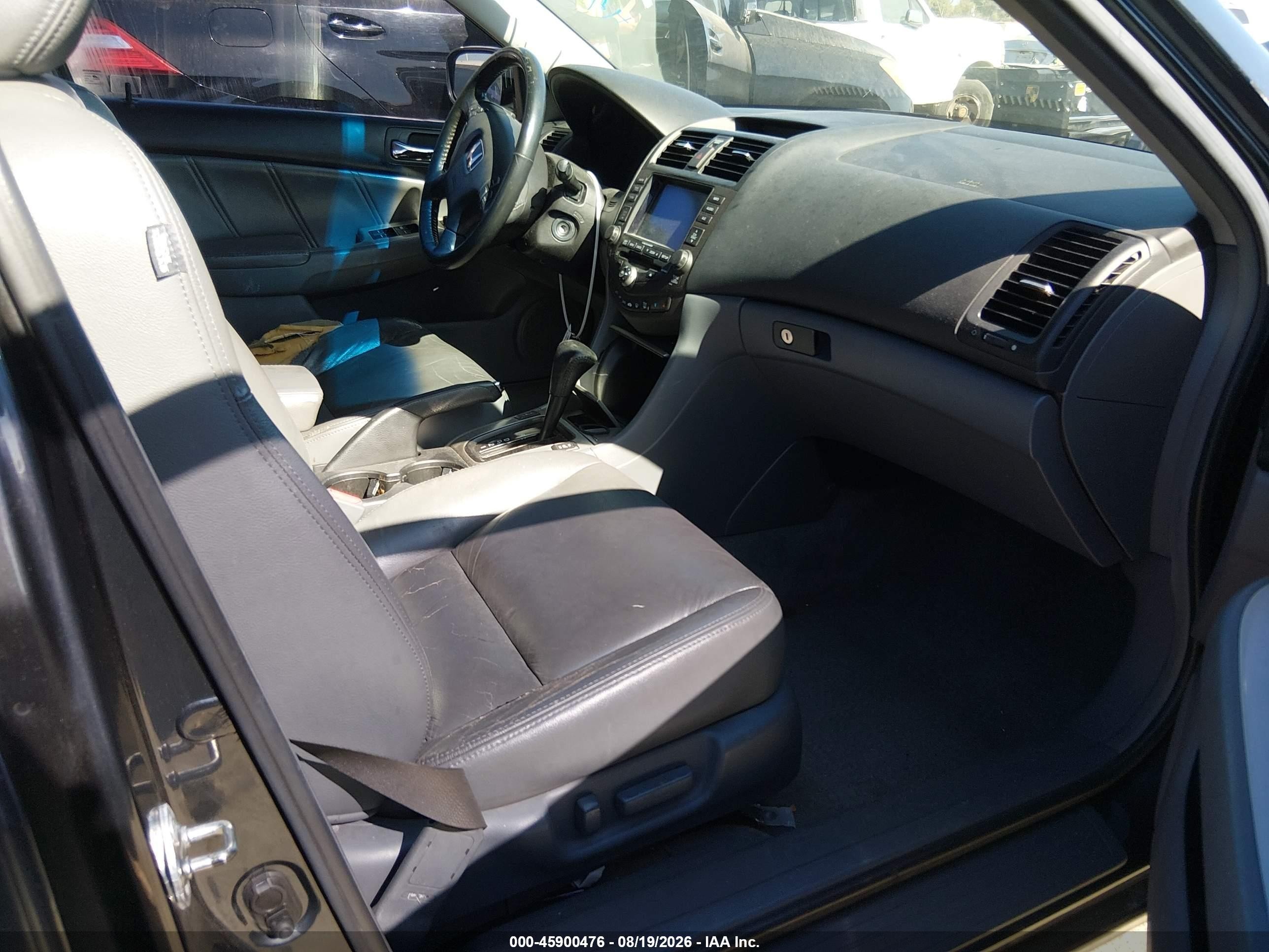 2005 Honda Accord 3.0 Ex Черный vin: 1HGCM66865A047022
