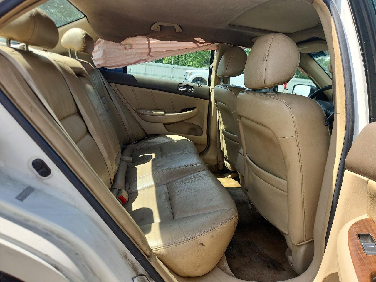 2007 Honda Accord White vin: 1HGCM66867A017988