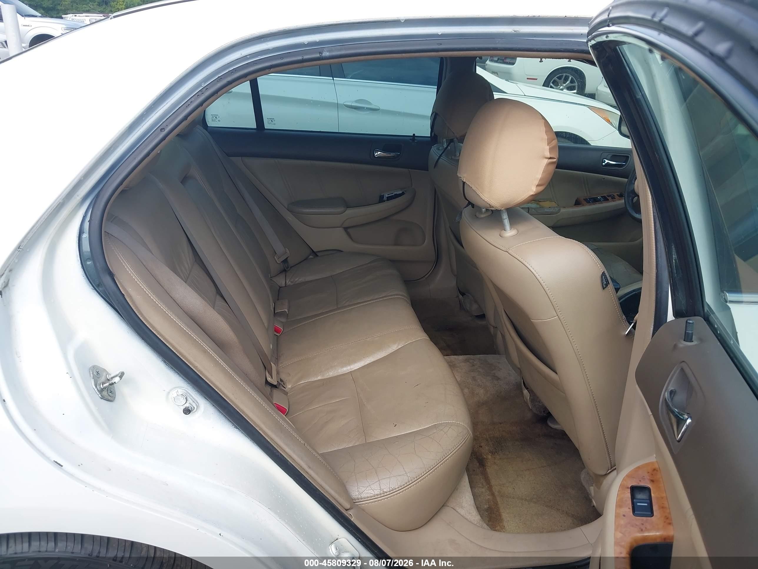 2005 Honda Accord 3.0 Ex Белый vin: 1HGCM66875A052777