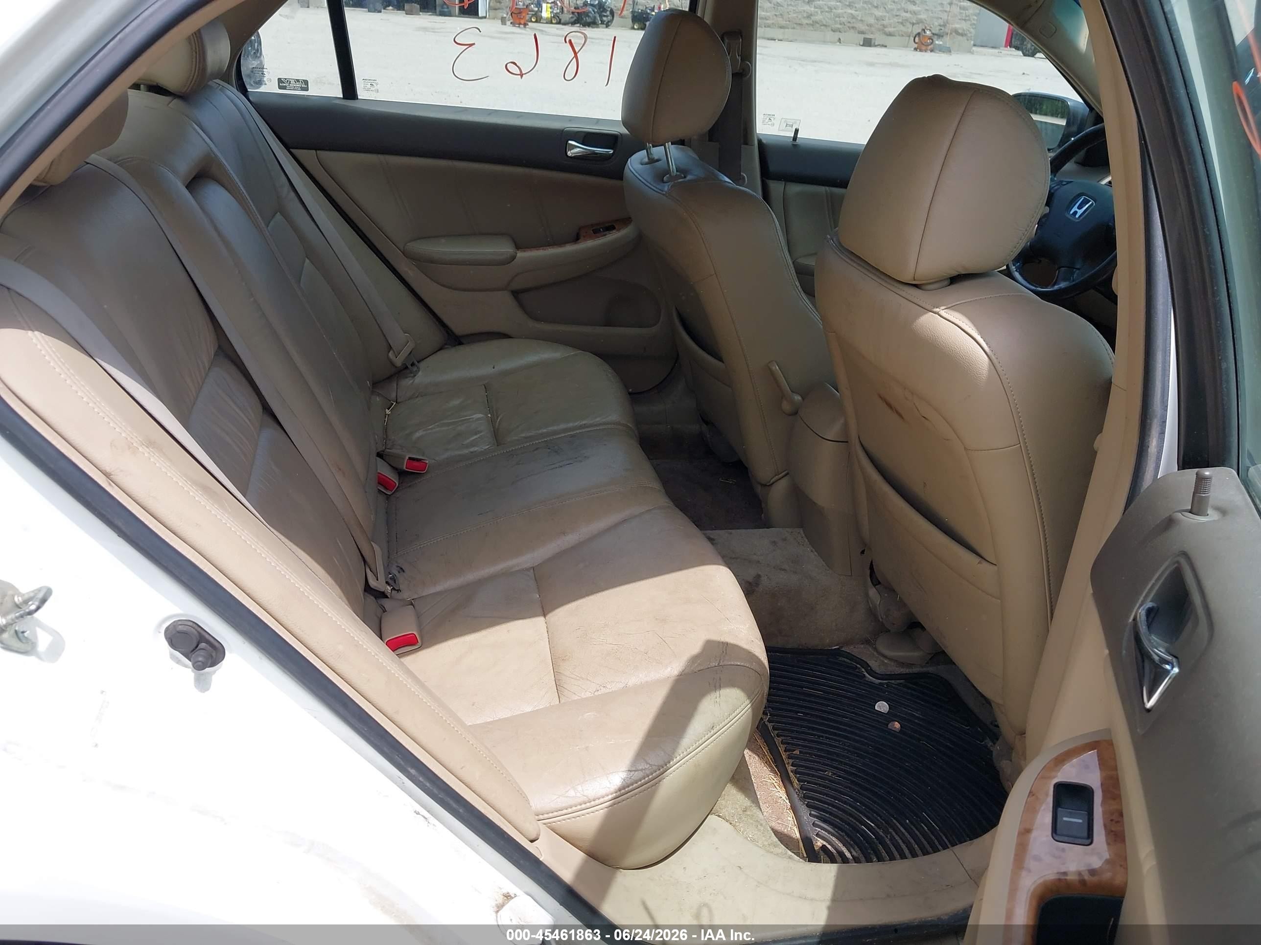 2004 Honda Accord 3.0 Ex White vin: 1HGCM66884A071207