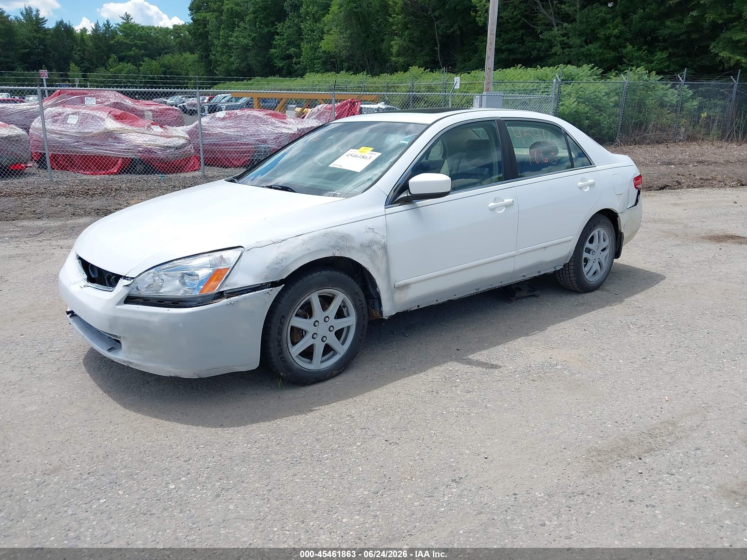 2004 Honda Accord 3.0 Ex White vin: 1HGCM66884A071207