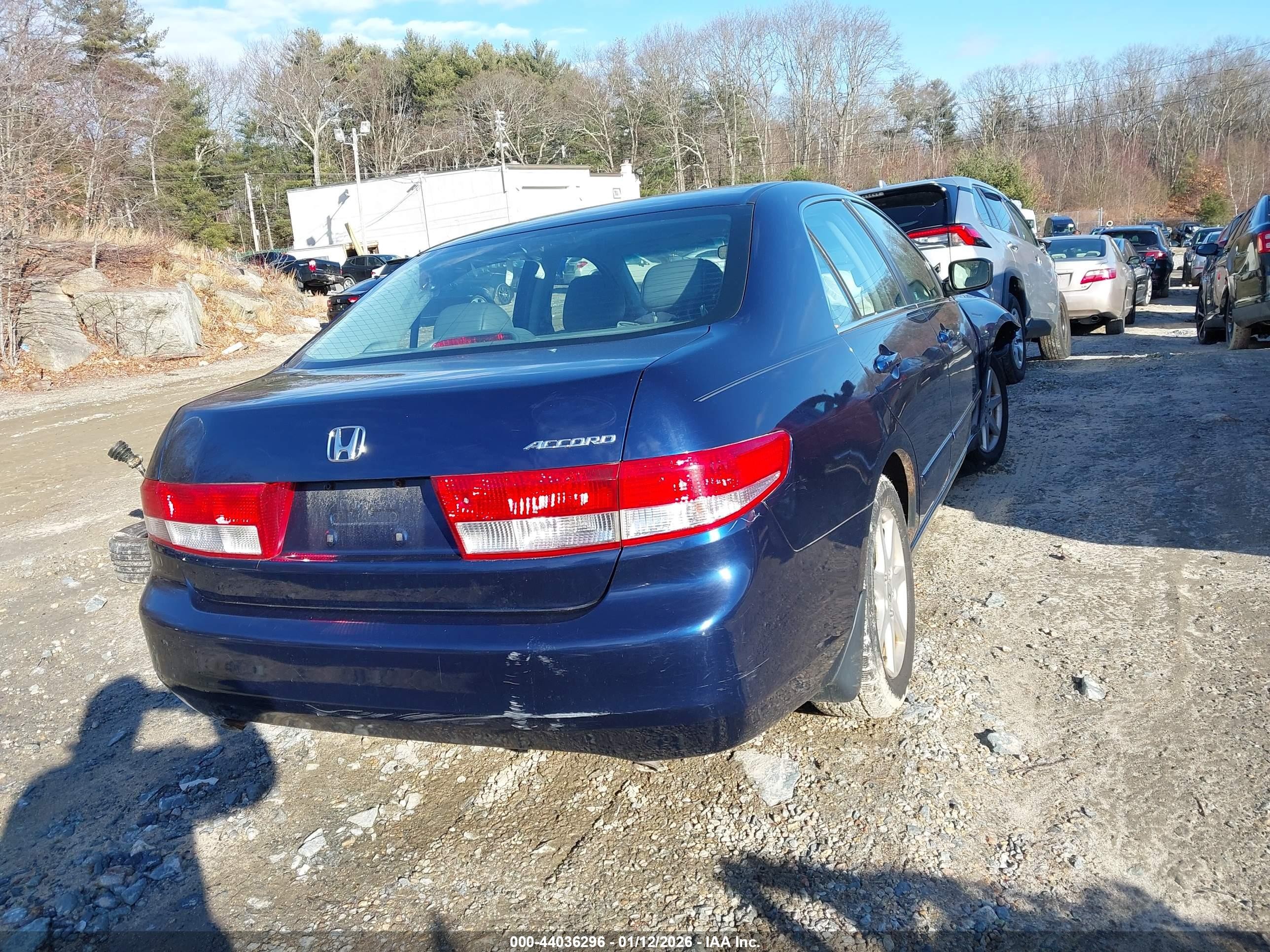 2003 Honda Accord Sdn Ex Blue vin: 1HGCM668X3A049336