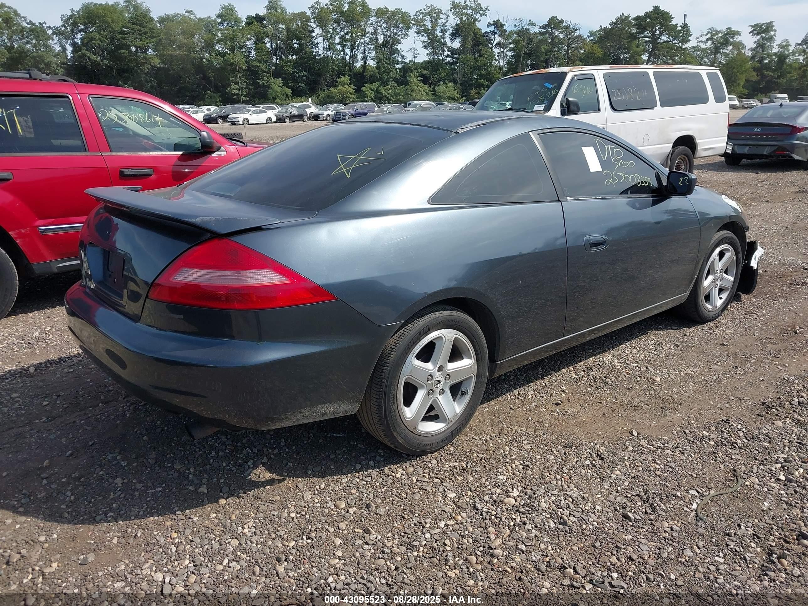 2003 Honda Accord 2.4 Lx Dark Blue vin: 1HGCM71203A035714