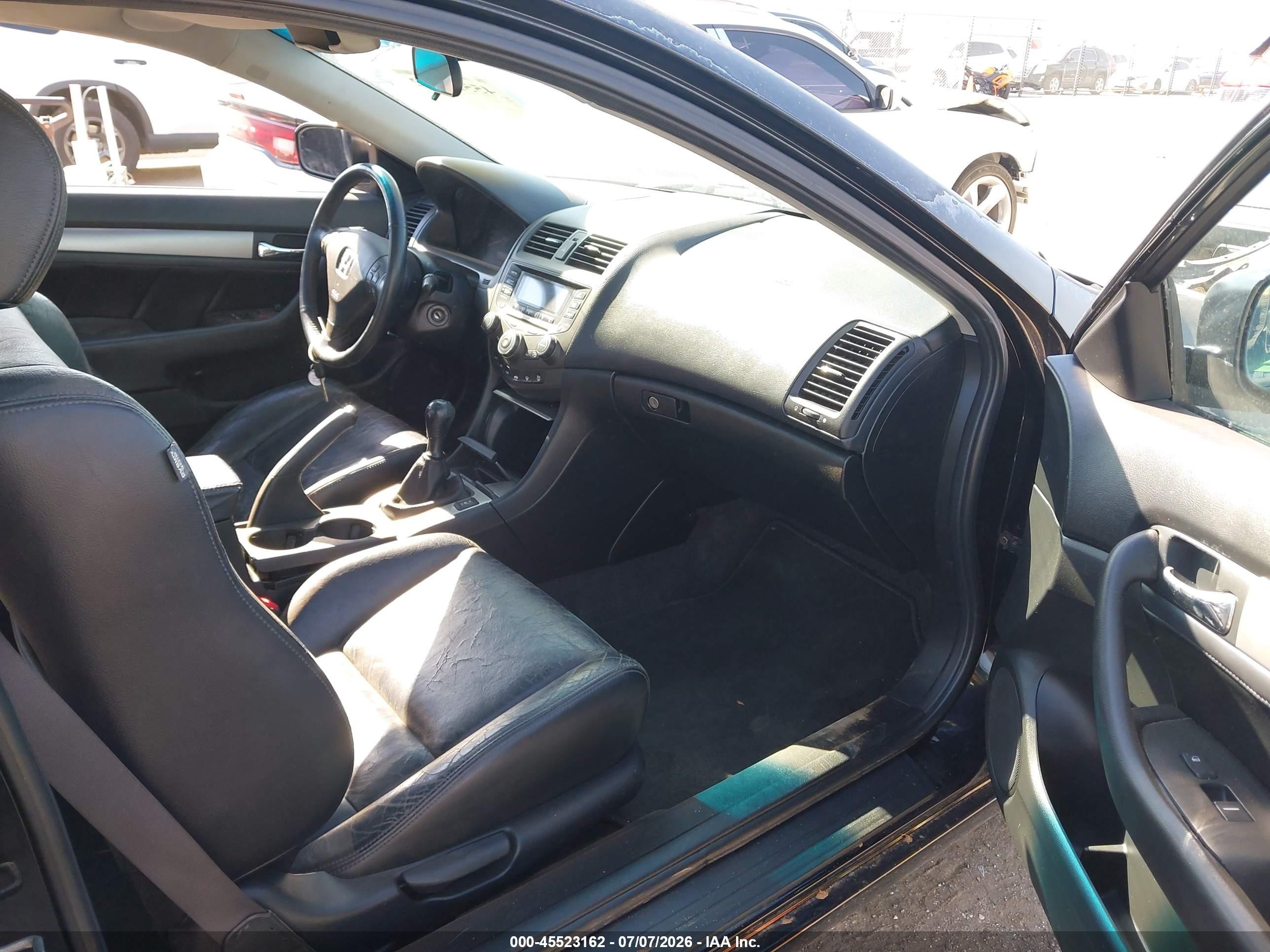 2004 Honda Accord 2.4 Ex Black vin: 1HGCM71694A017152