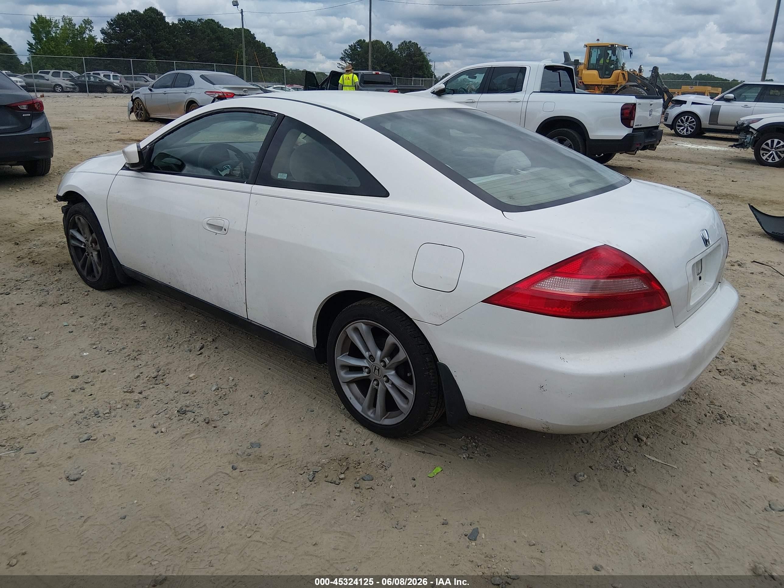2003 Honda Accord 2.4 Lx White vin: 1HGCM722X3A016313