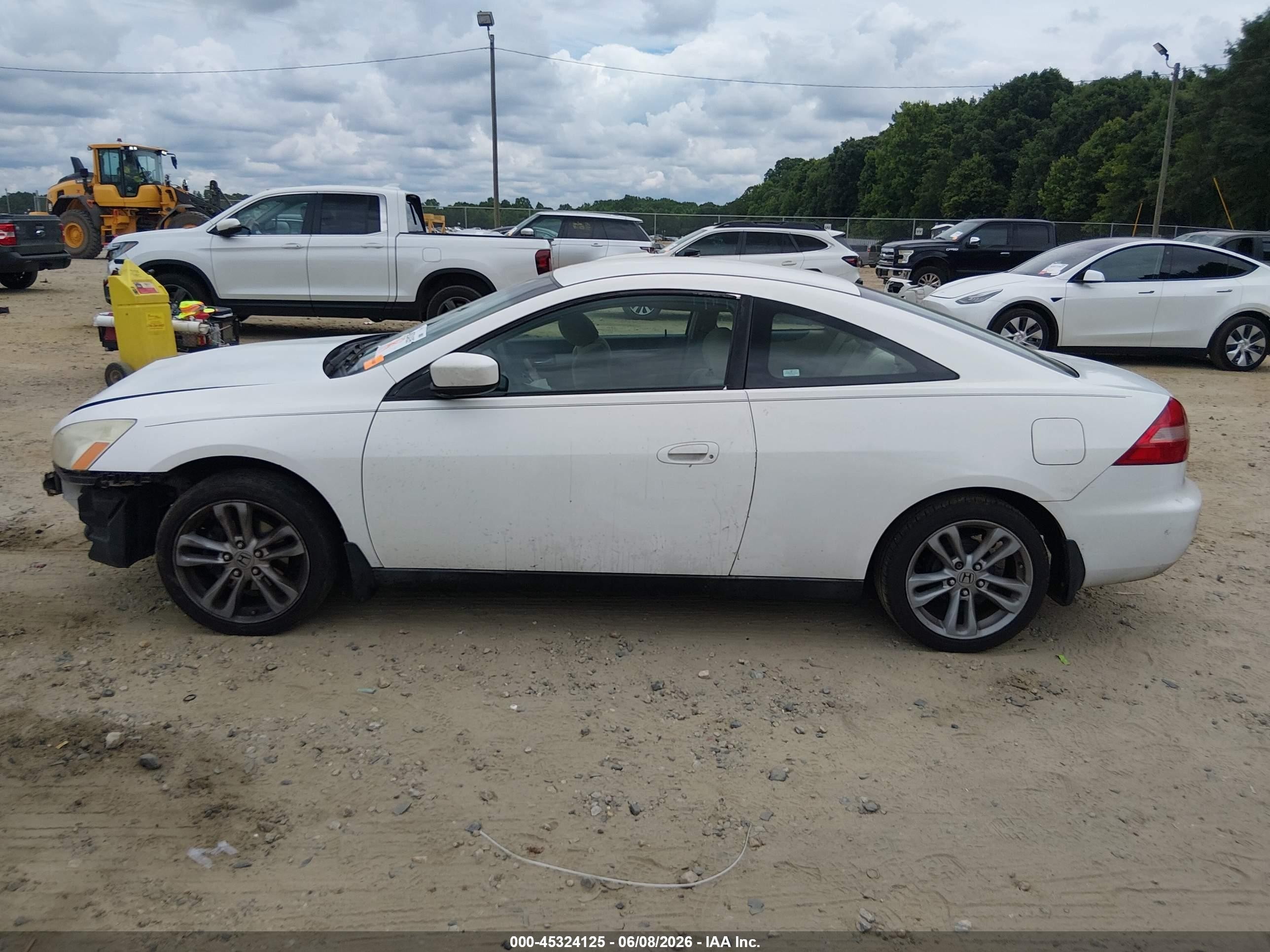 2003 Honda Accord 2.4 Lx White vin: 1HGCM722X3A016313