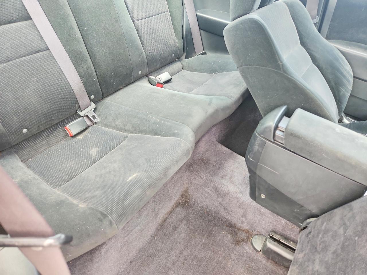 2004 Honda Accord Lx Silver vin: 1HGCM722X4A005202