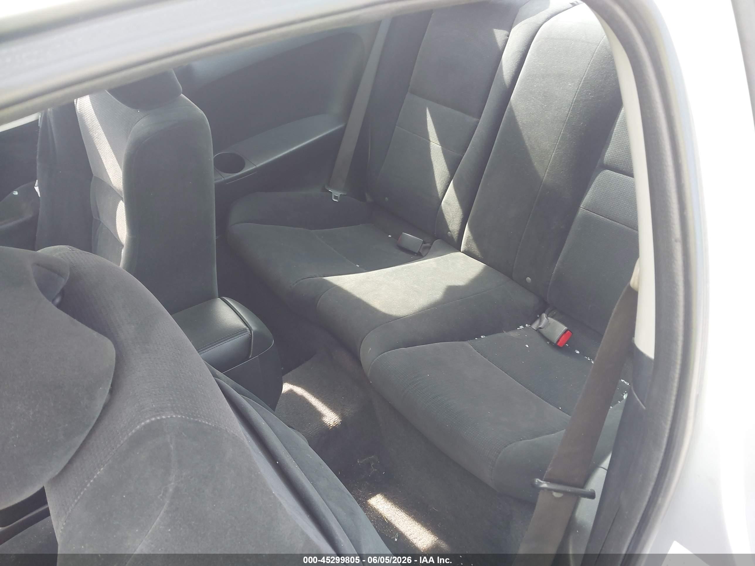 2005 Honda Accord 2.4 Lx Silver vin: 1HGCM72315A012405
