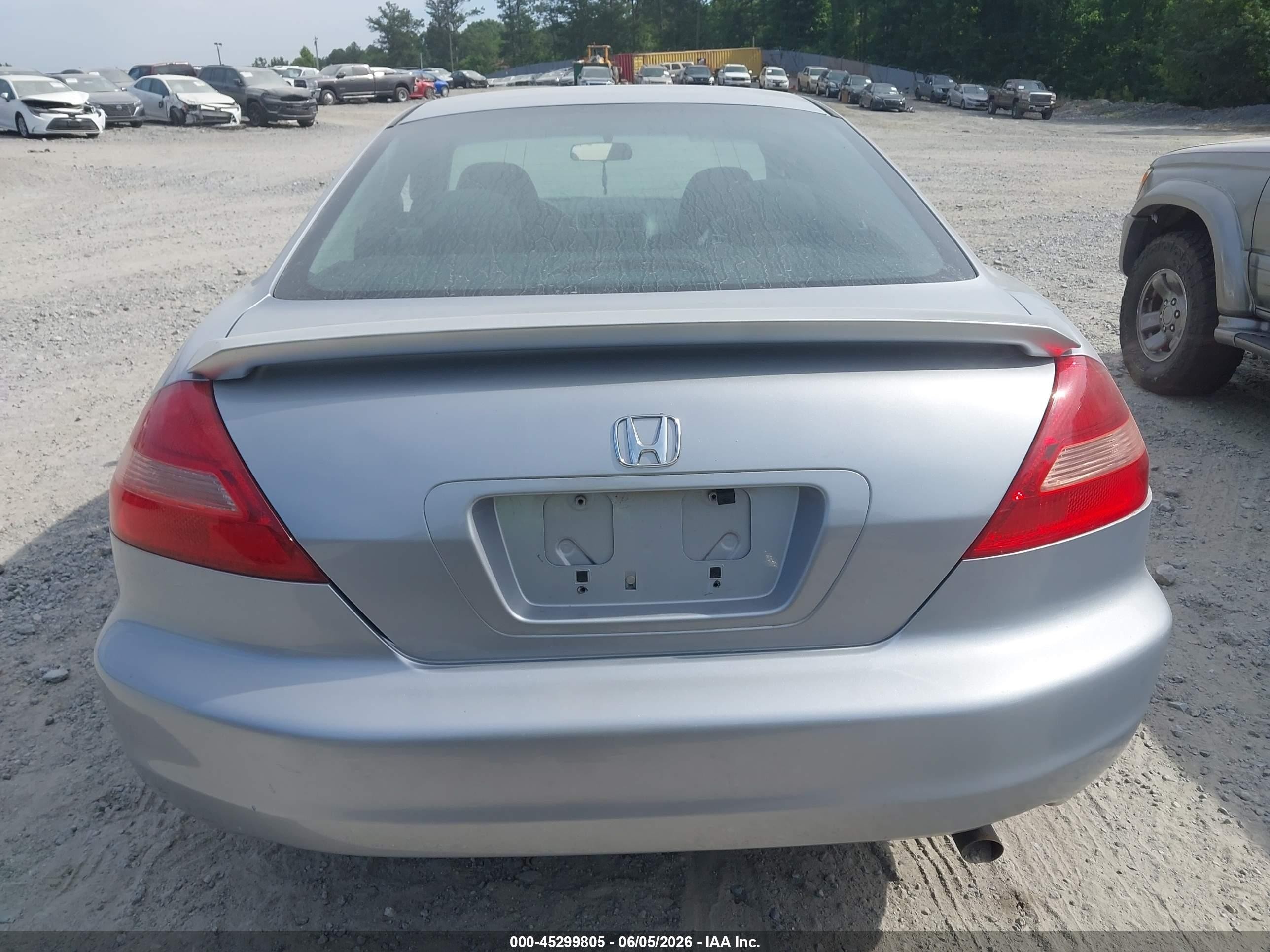 2005 Honda Accord 2.4 Lx Silver vin: 1HGCM72315A012405
