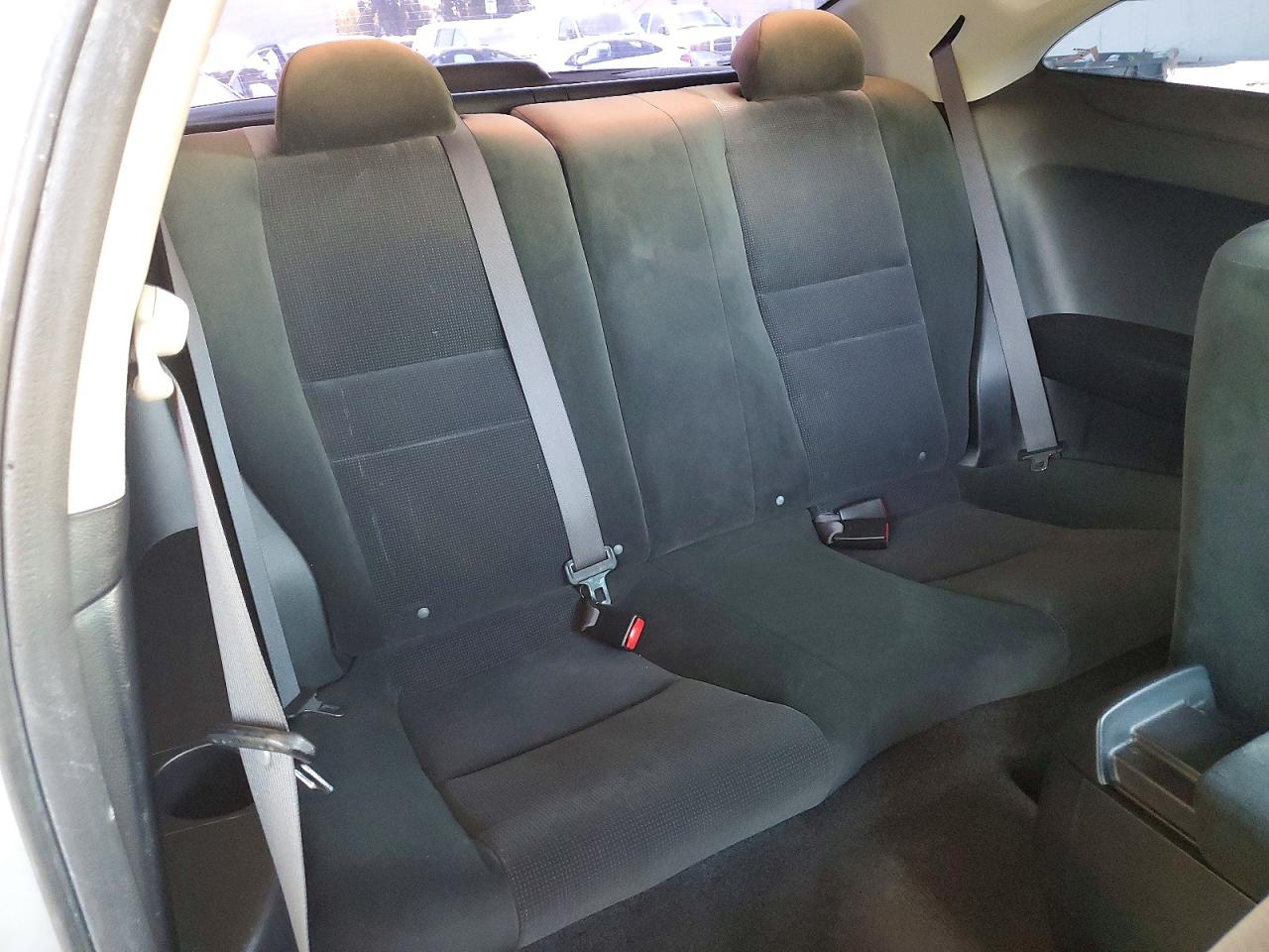 2005 Honda Accord Lx Silver vin: 1HGCM72505A021940