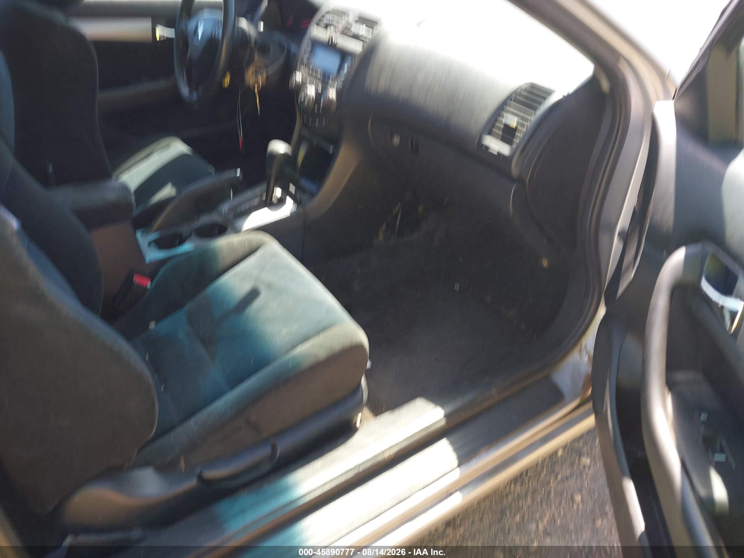 2004 Honda Accord 2.4 Ex Silver vin: 1HGCM72524A008038