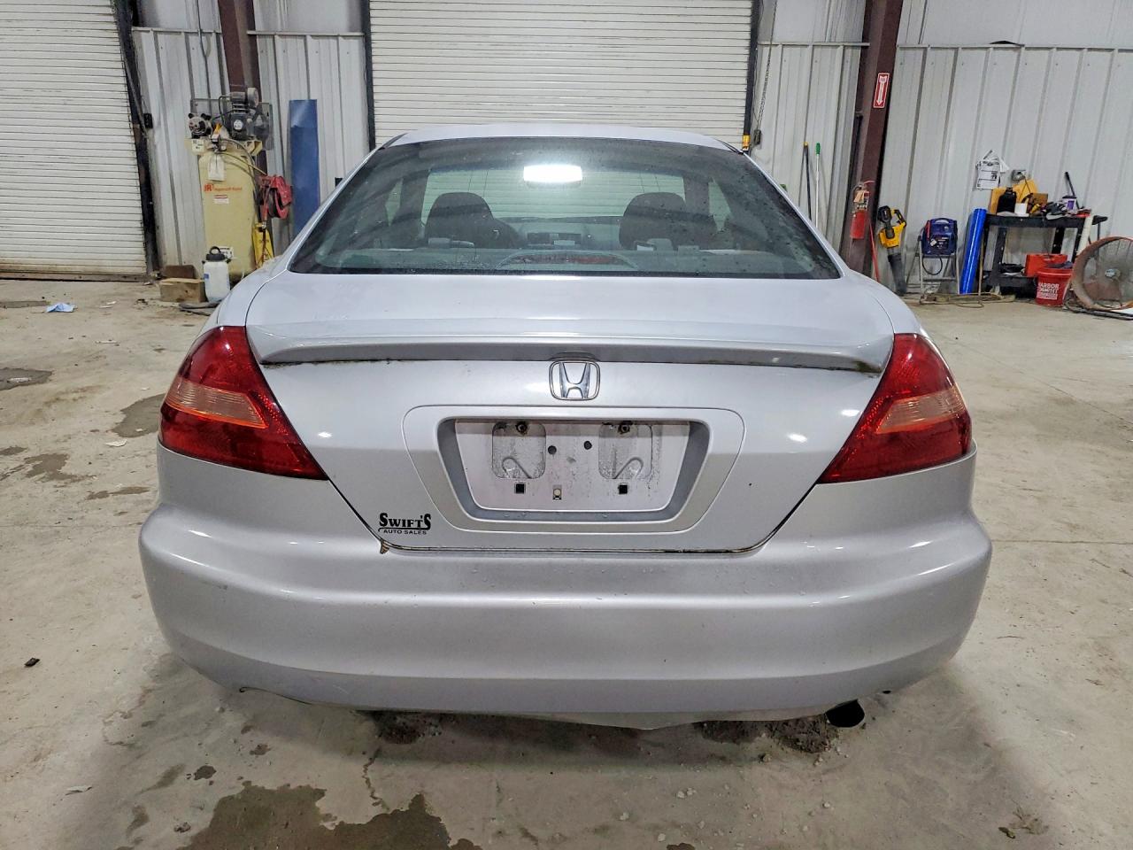 2005 Honda Accord Lx Silver vin: 1HGCM72535A027196