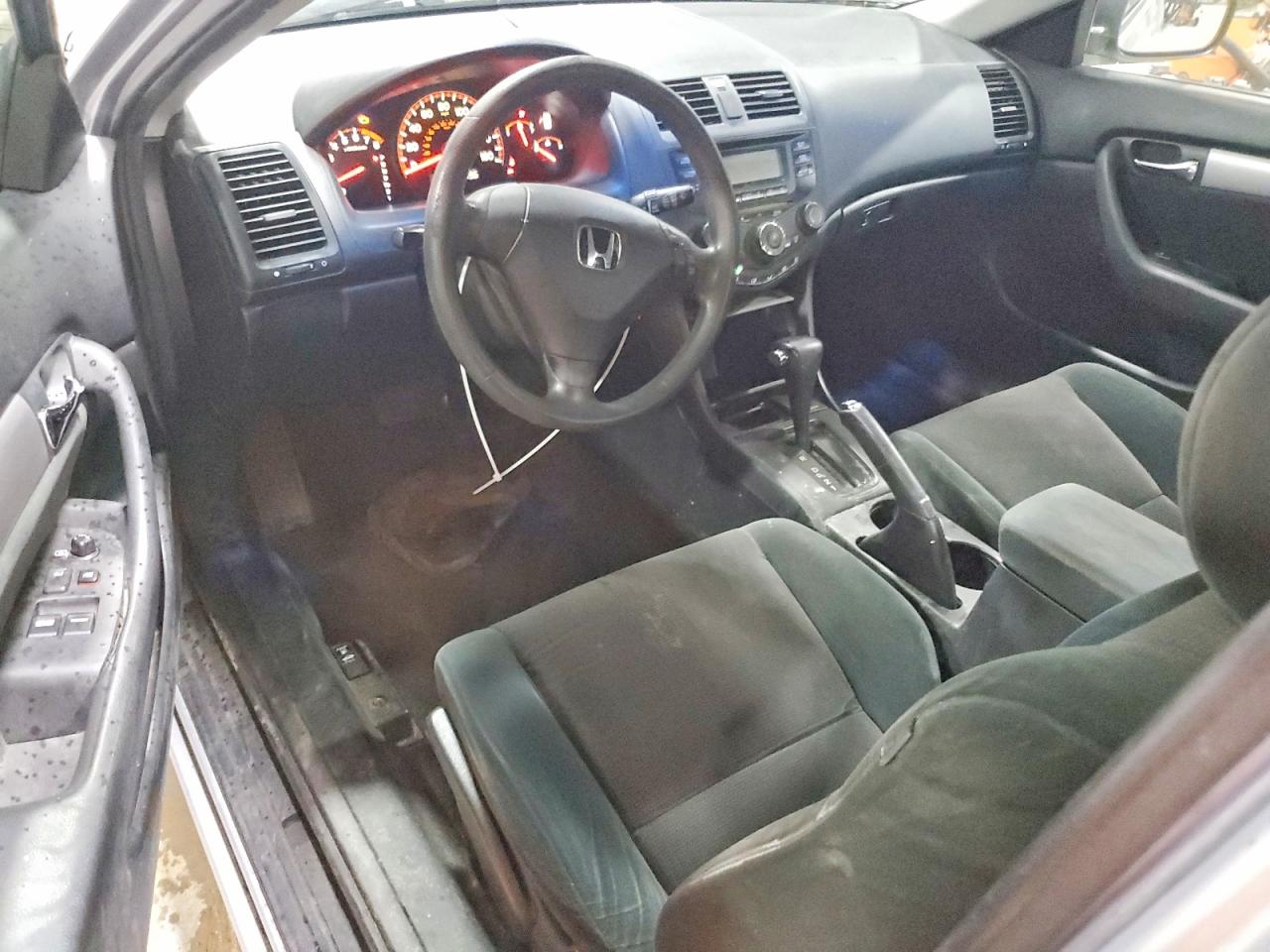 2005 Honda Accord Lx Silver vin: 1HGCM72535A027196