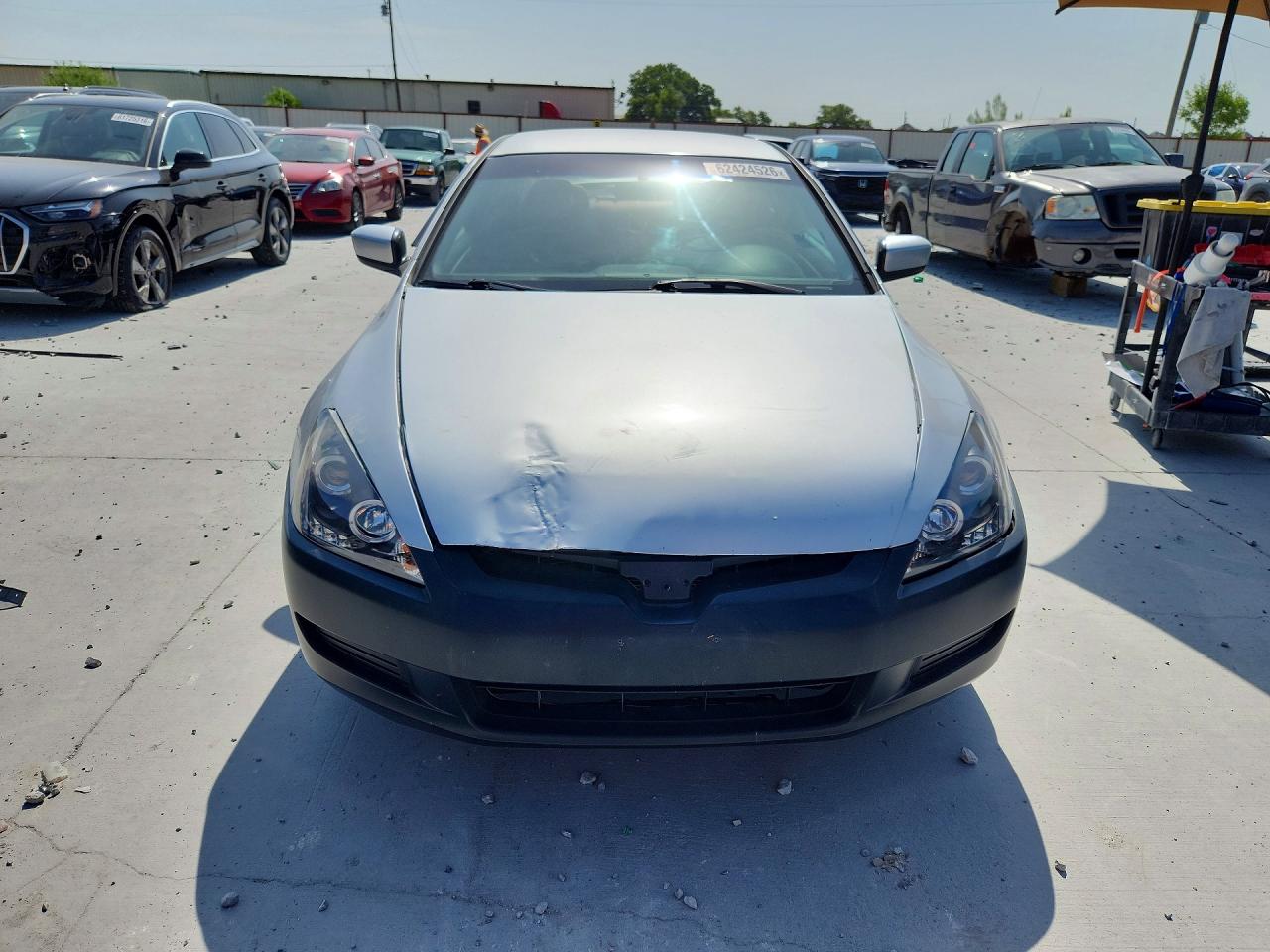 2005 Honda Accord Lx Silver vin: 1HGCM72555A027832