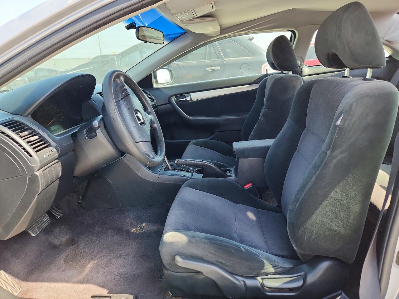 2005 Honda Accord Lx Silver vin: 1HGCM72555A027832