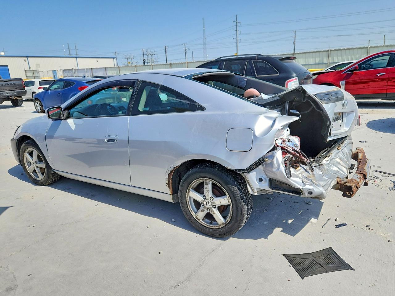 2005 Honda Accord Lx Silver vin: 1HGCM72555A027832