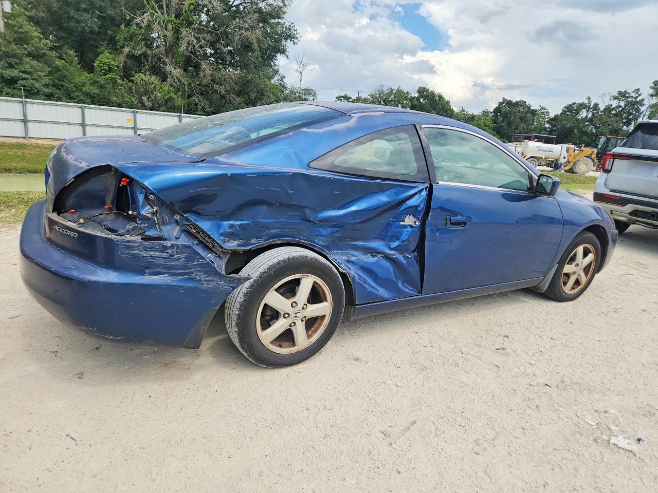 2004 Honda Accord Ex Blue vin: 1HGCM72584A009484