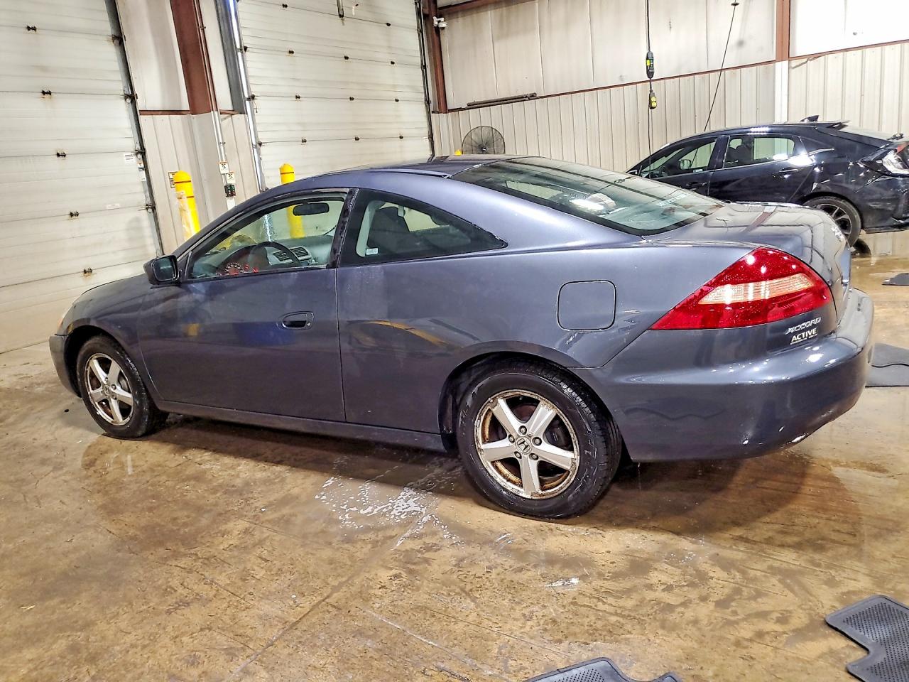 2004 Honda Accord Ex Серый vin: 1HGCM72584A023630