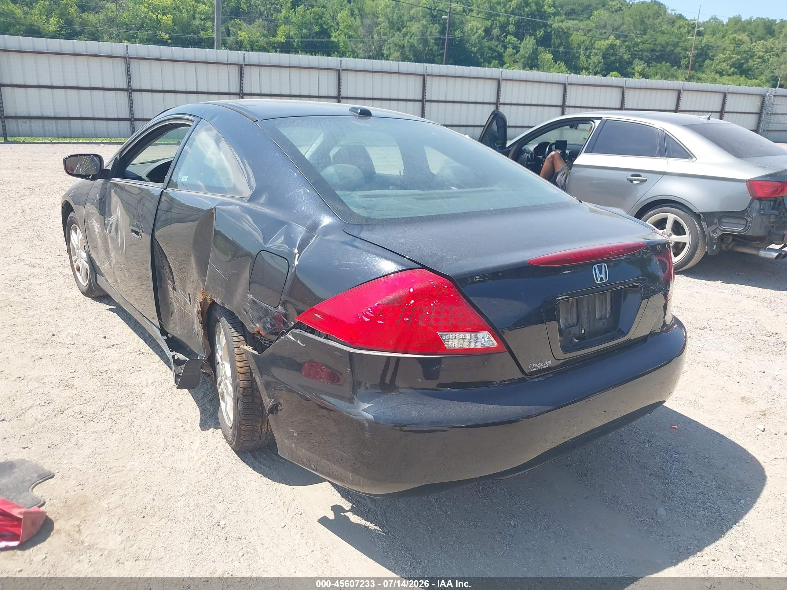 2006 Honda Accord 2.4 Ex Черный vin: 1HGCM72606A023746