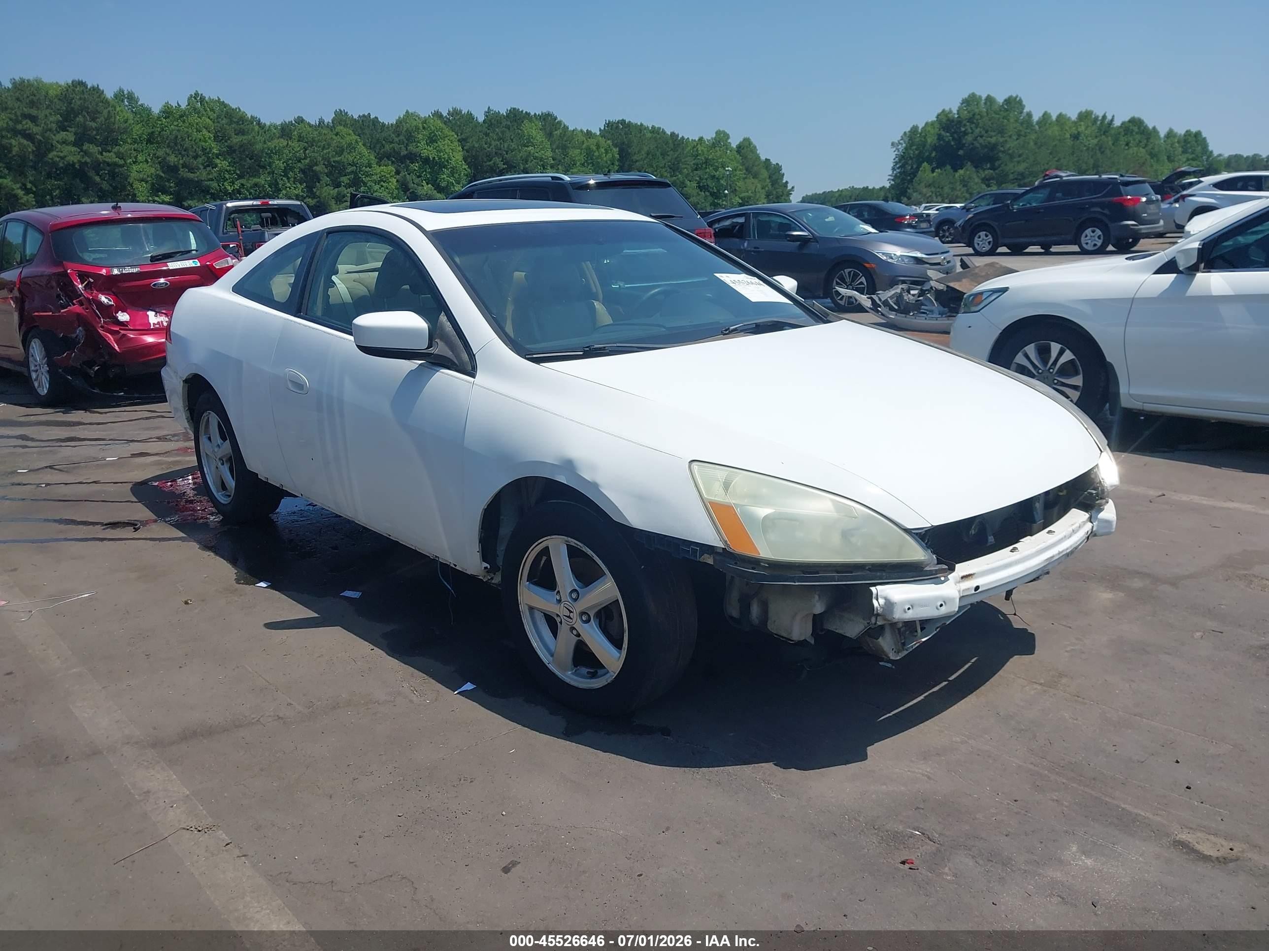 2004 Honda Accord 2.4 Ex White vin: 1HGCM72624A020828