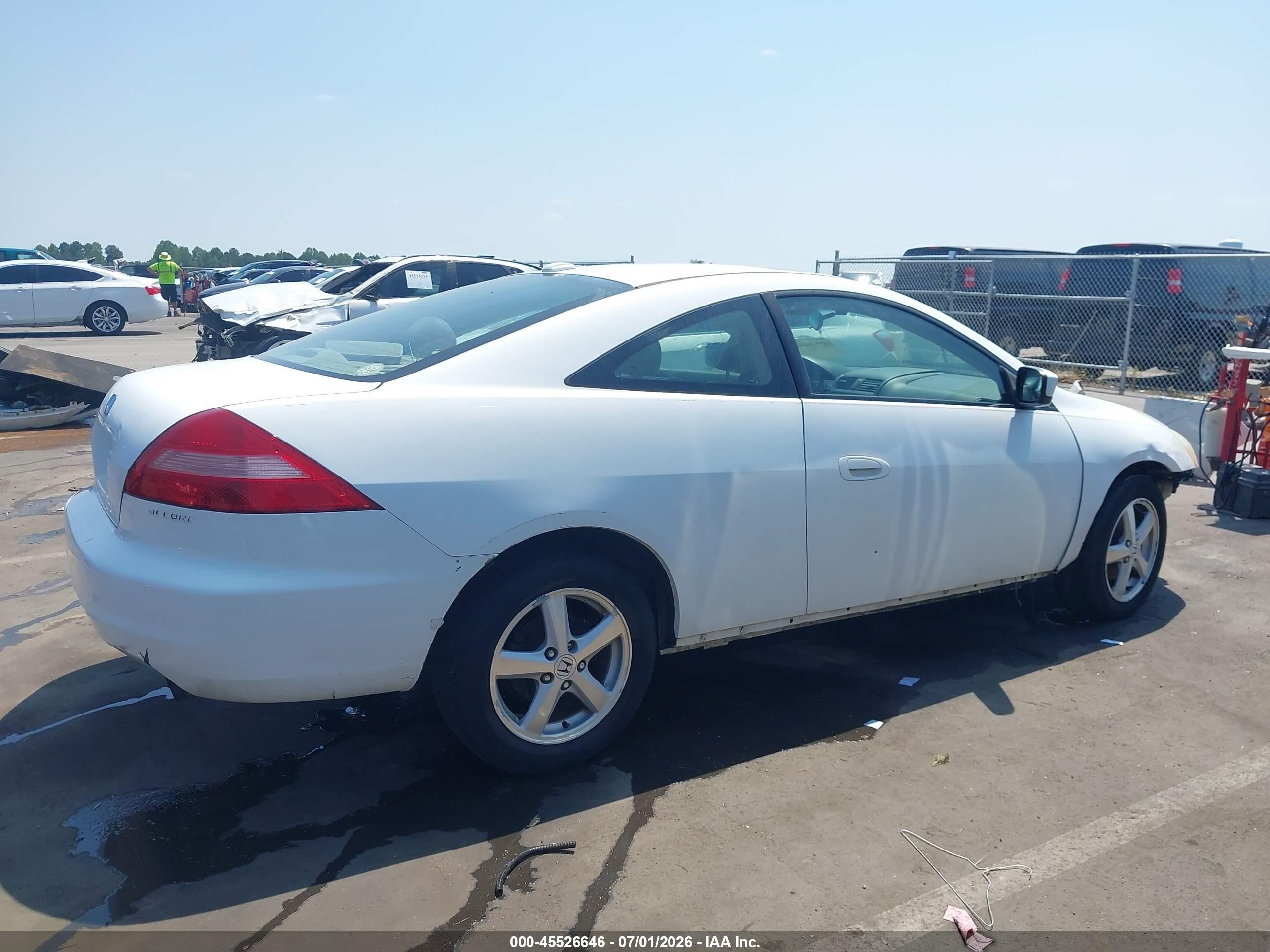 2004 Honda Accord 2.4 Ex White vin: 1HGCM72624A020828