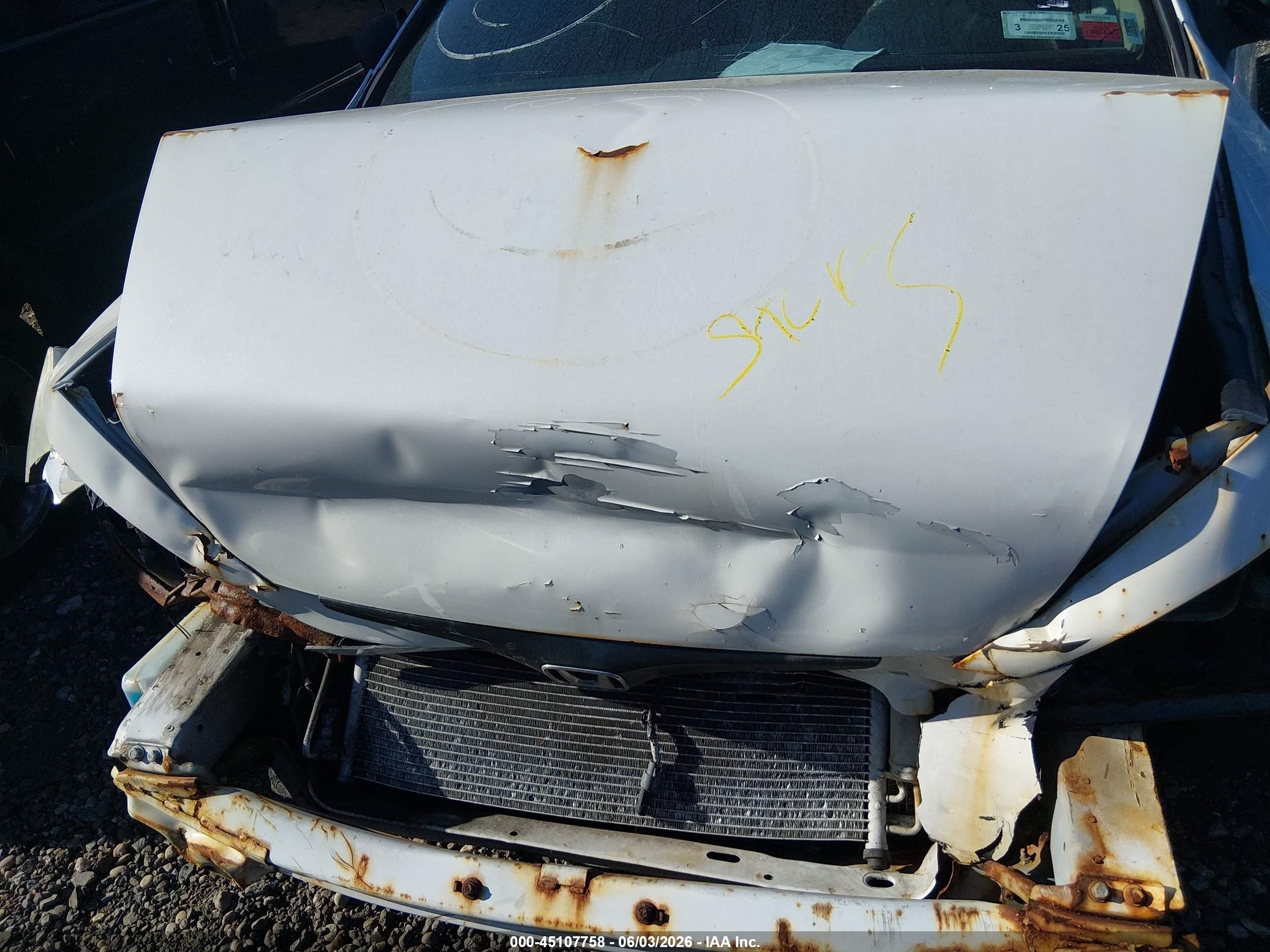 2004 Honda Accord 2.4 Ex White vin: 1HGCM72624A023714