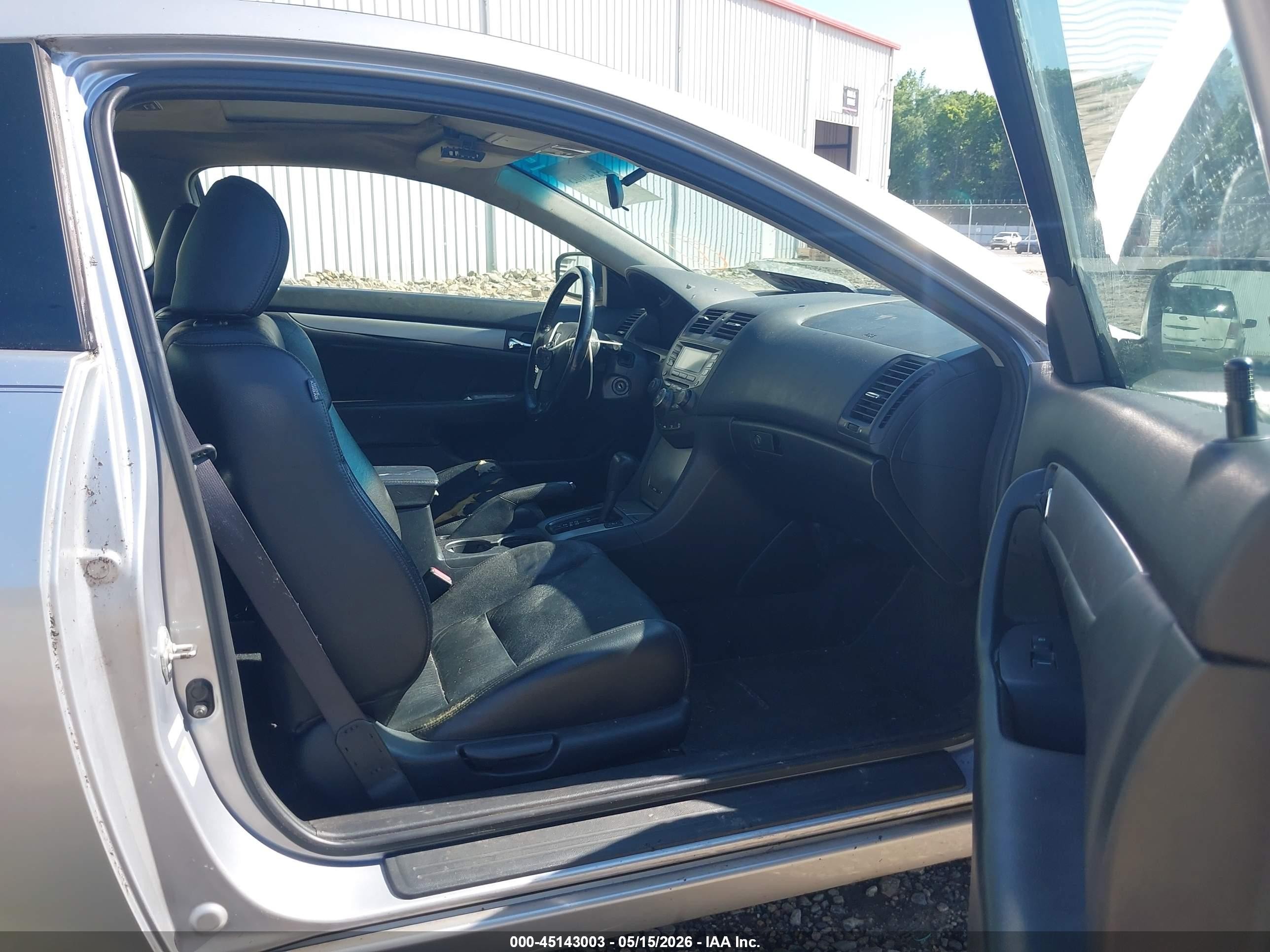 2005 Honda Accord 2.4 Ex Silver vin: 1HGCM72625A016652