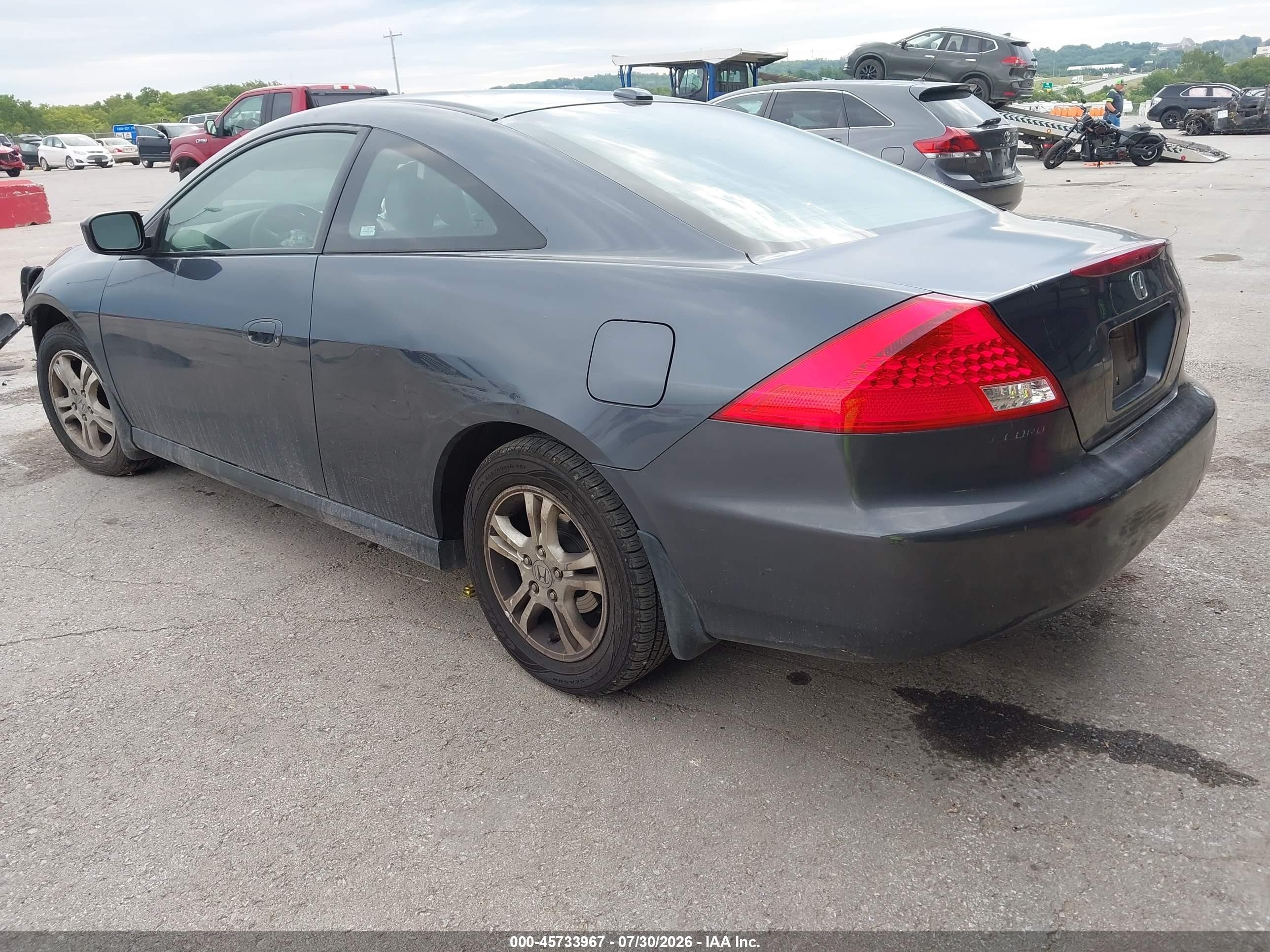 2007 Honda Accord 2.4 Ex Серый vin: 1HGCM72637A009535