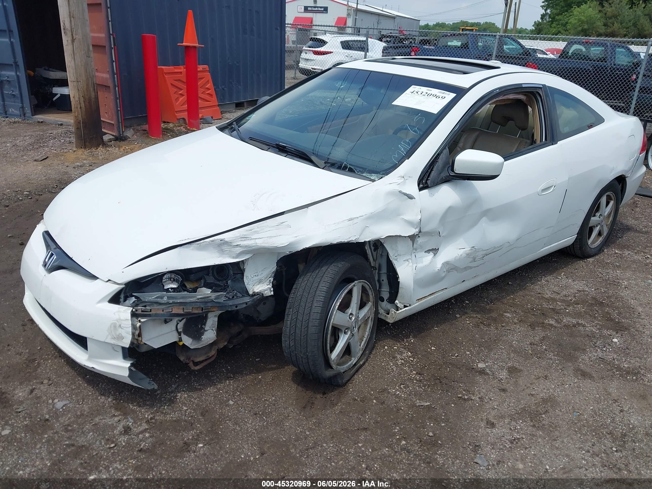 2005 Honda Accord 2.4 Ex White vin: 1HGCM72645A016815