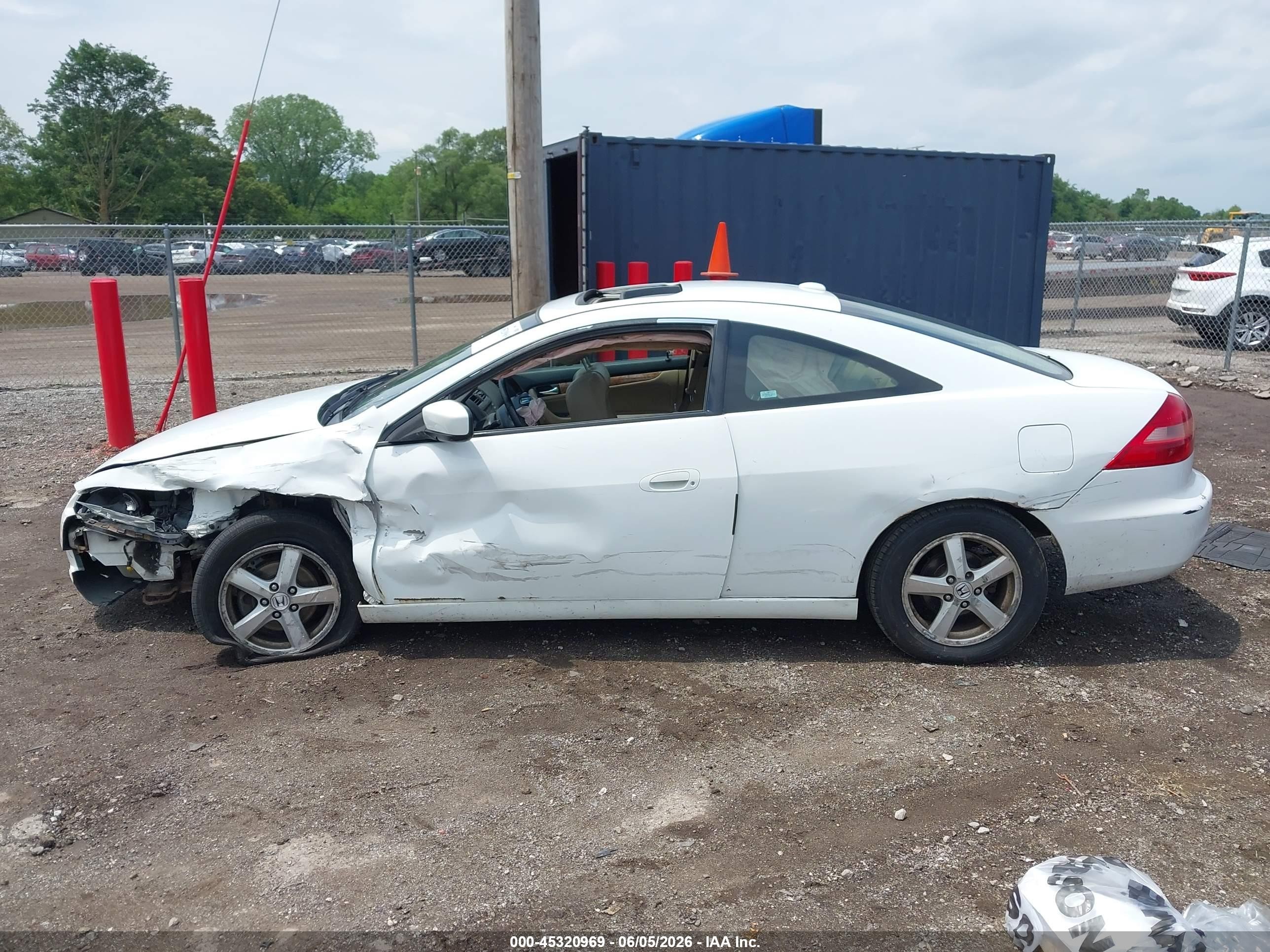 2005 Honda Accord 2.4 Ex White vin: 1HGCM72645A016815