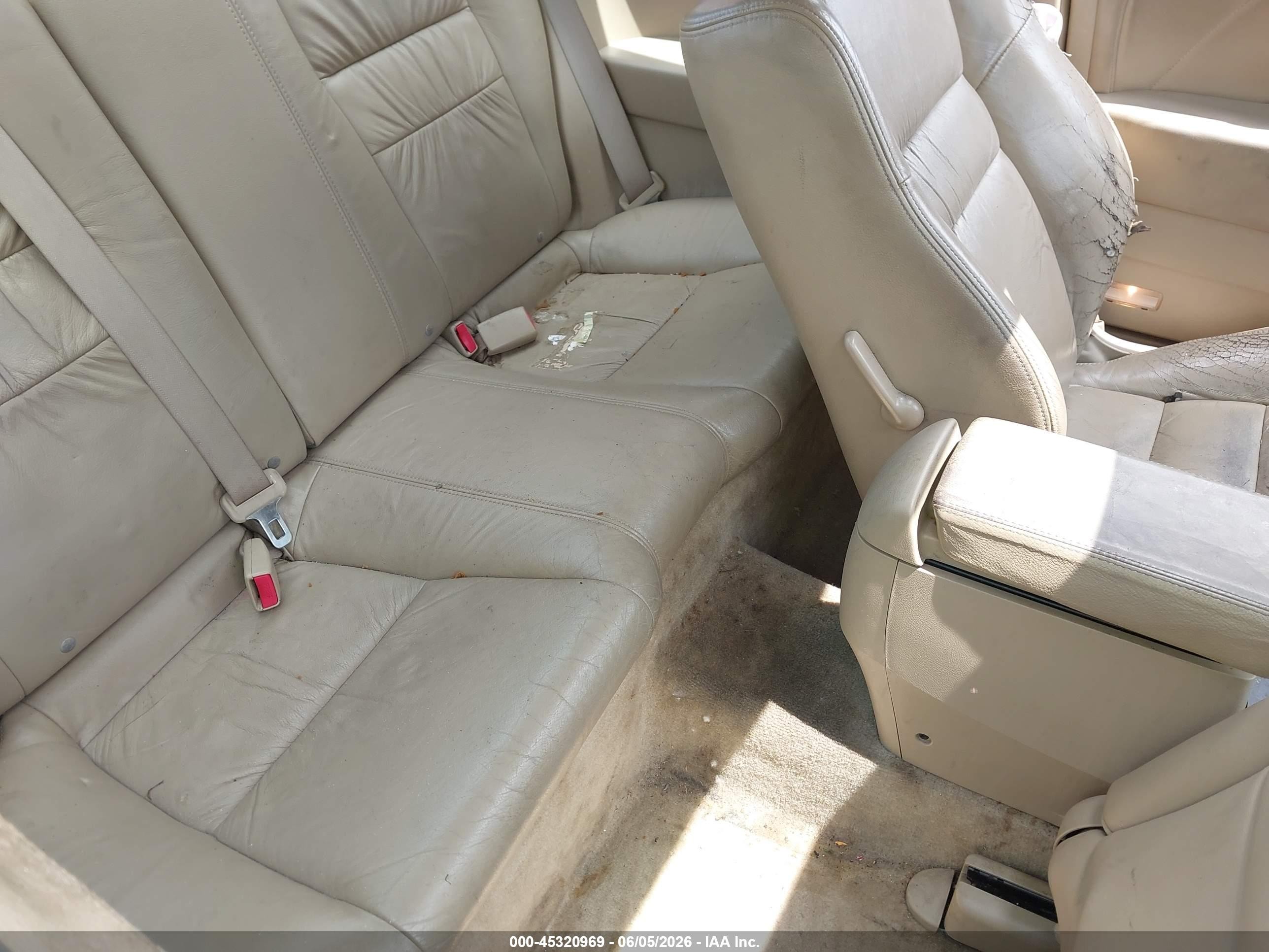 2005 Honda Accord 2.4 Ex White vin: 1HGCM72645A016815