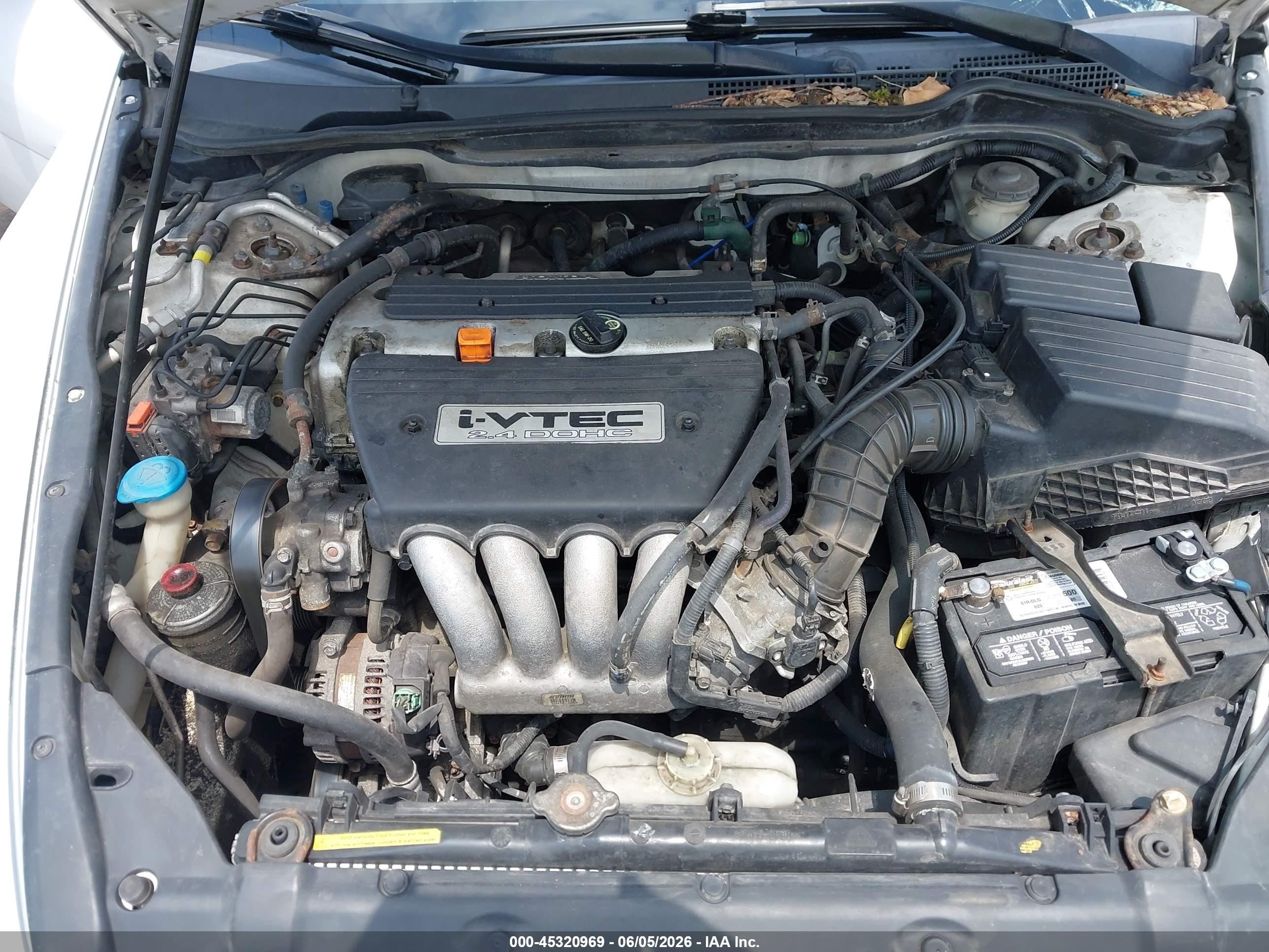 2005 Honda Accord 2.4 Ex White vin: 1HGCM72645A016815