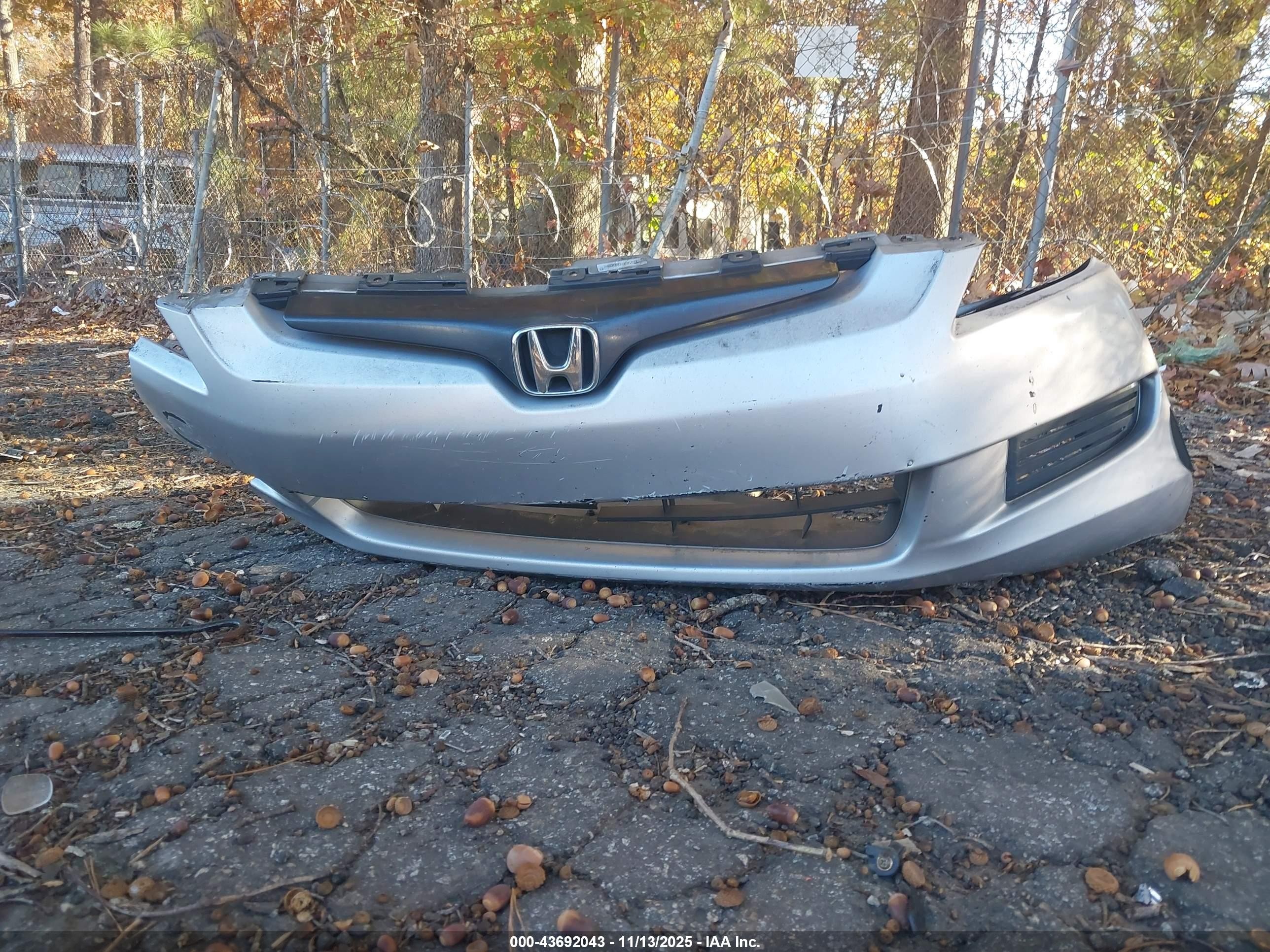 2005 Honda Accord 2.4 Ex Серебряный vin: 1HGCM72675A014007