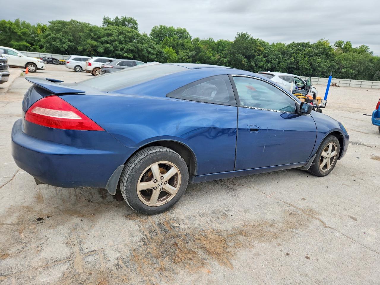 2003 Honda Accord Blue vin: 1HGCM72683A013638