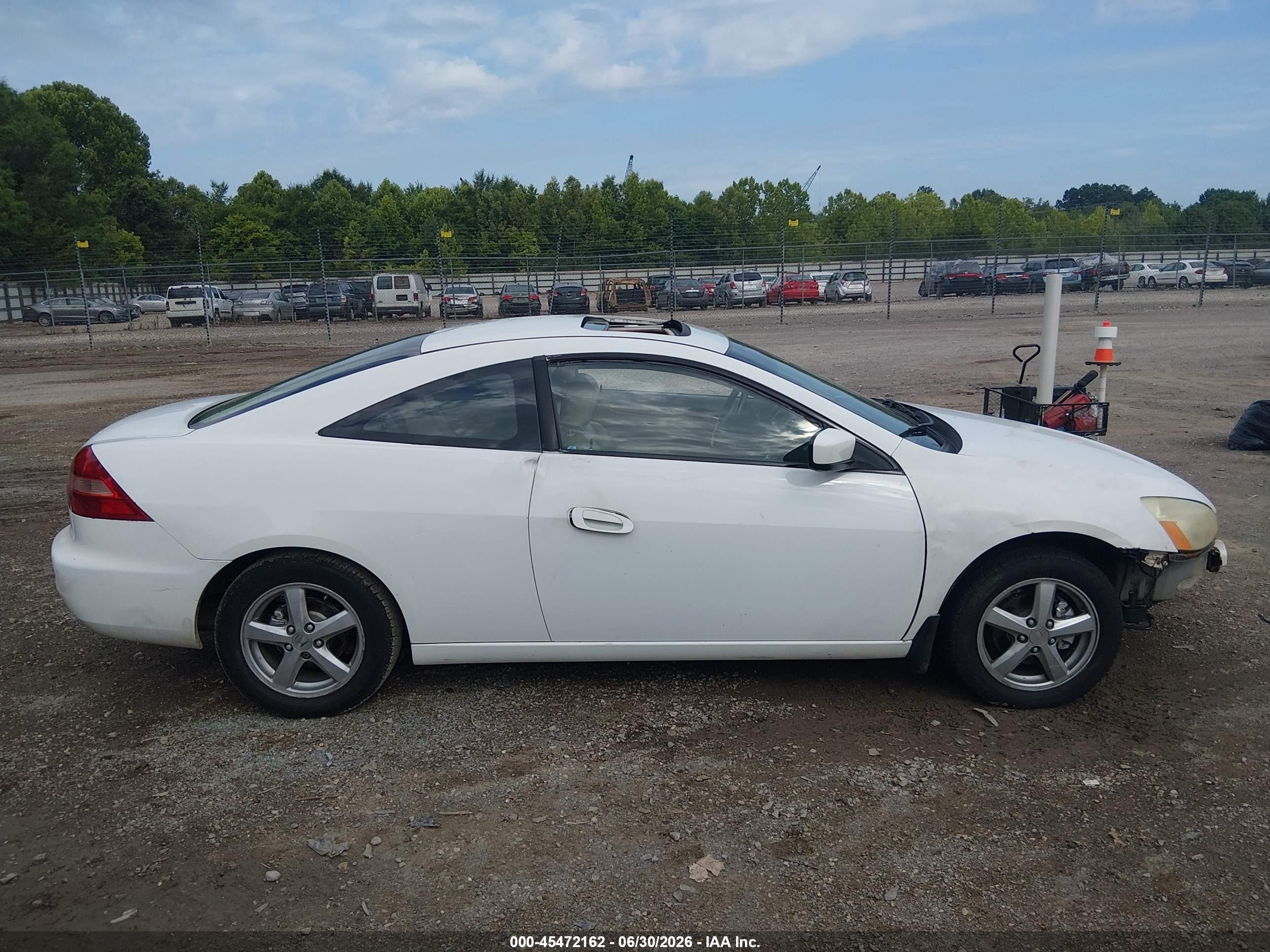 2003 Honda Accord Ex White vin: 1HGCM726X3A001989