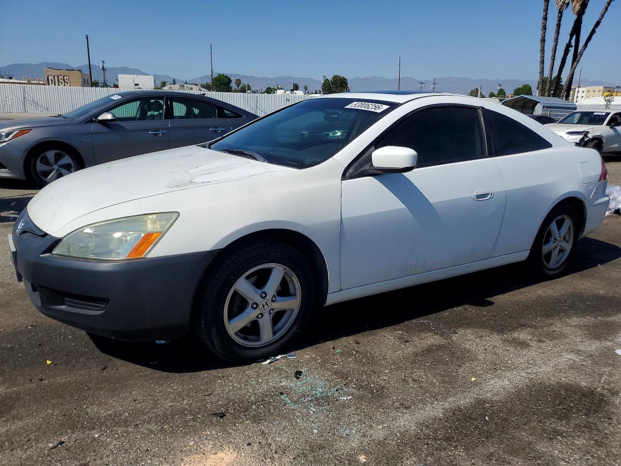 2003 Honda Accord Ex Белый vin: 1HGCM726X3A026617