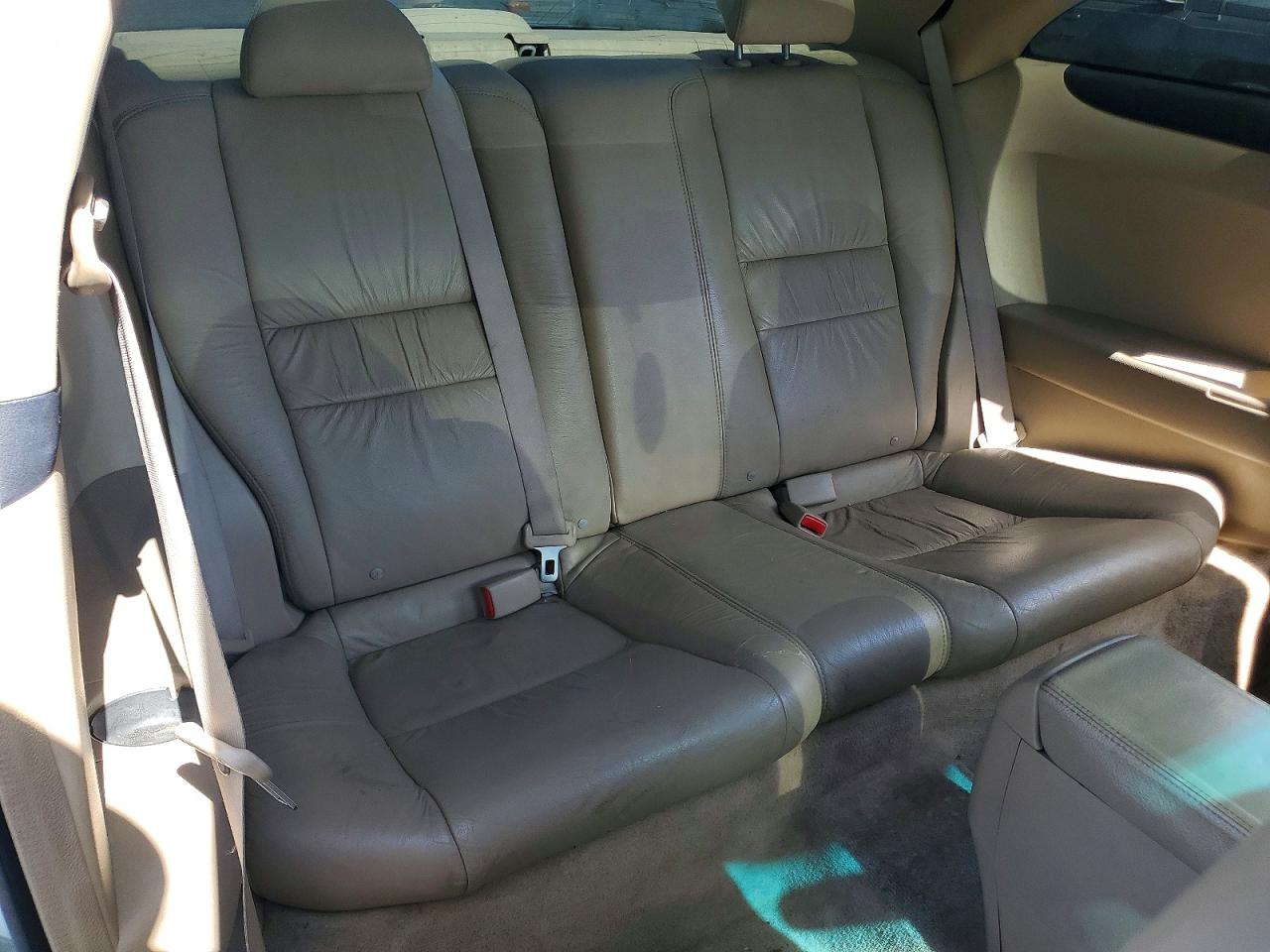 2003 Honda Accord Ex Белый vin: 1HGCM726X3A026617