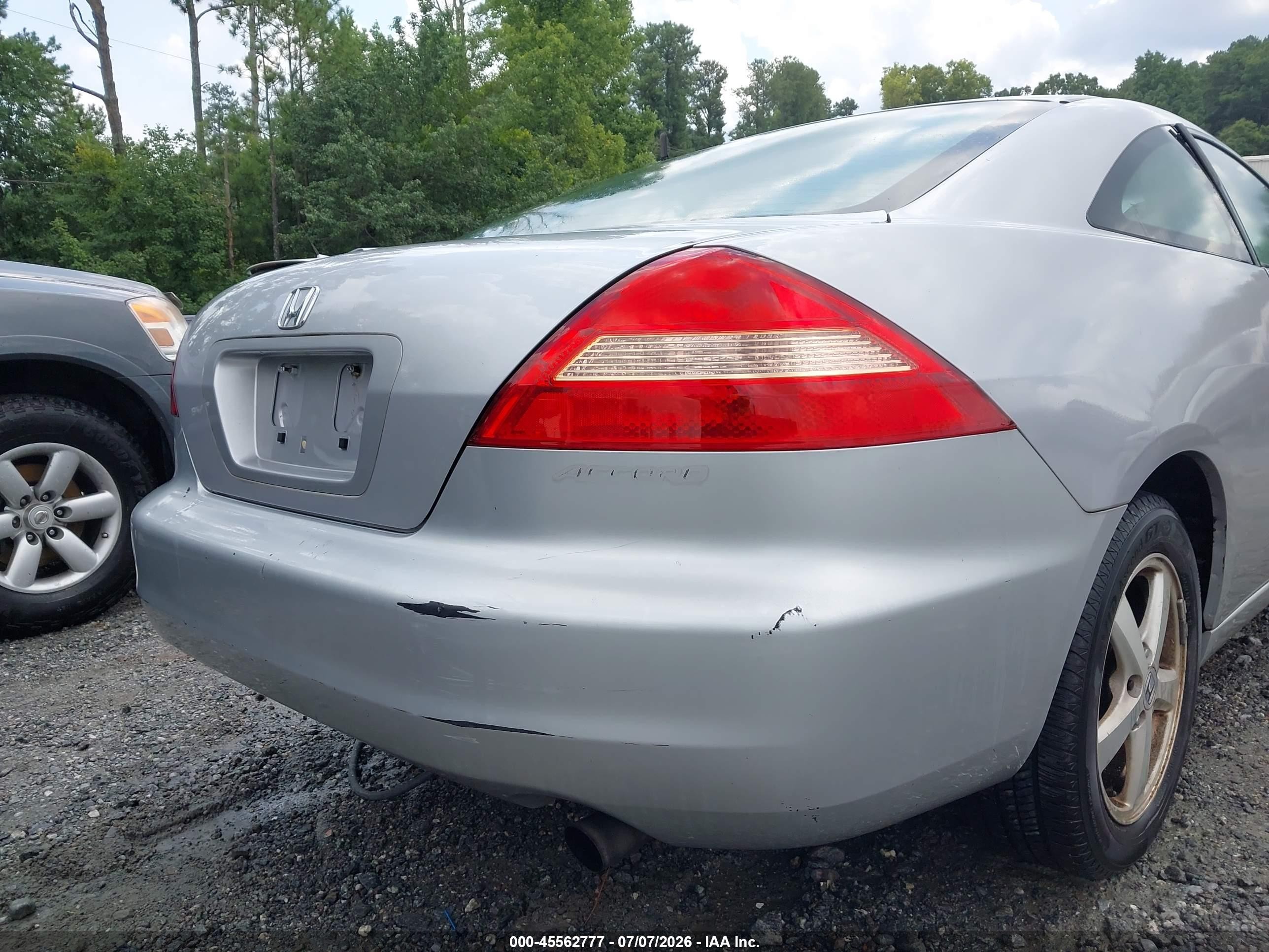 2004 Honda Accord 2.4 Ex Silver vin: 1HGCM72714A000062