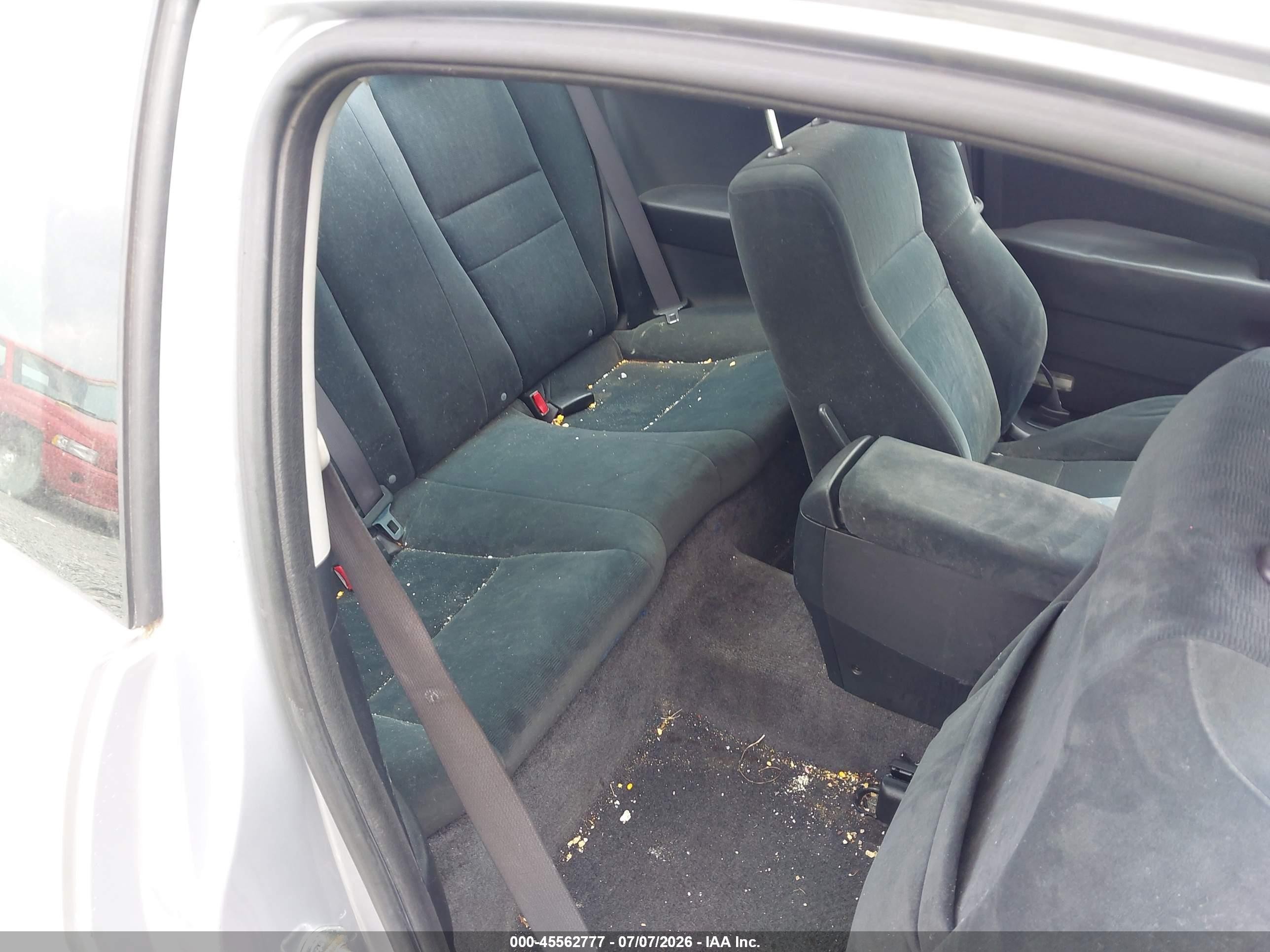 2004 Honda Accord 2.4 Ex Silver vin: 1HGCM72714A000062