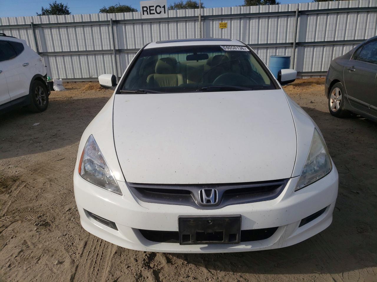 2006 Honda Accord Ex White vin: 1HGCM72786A023020