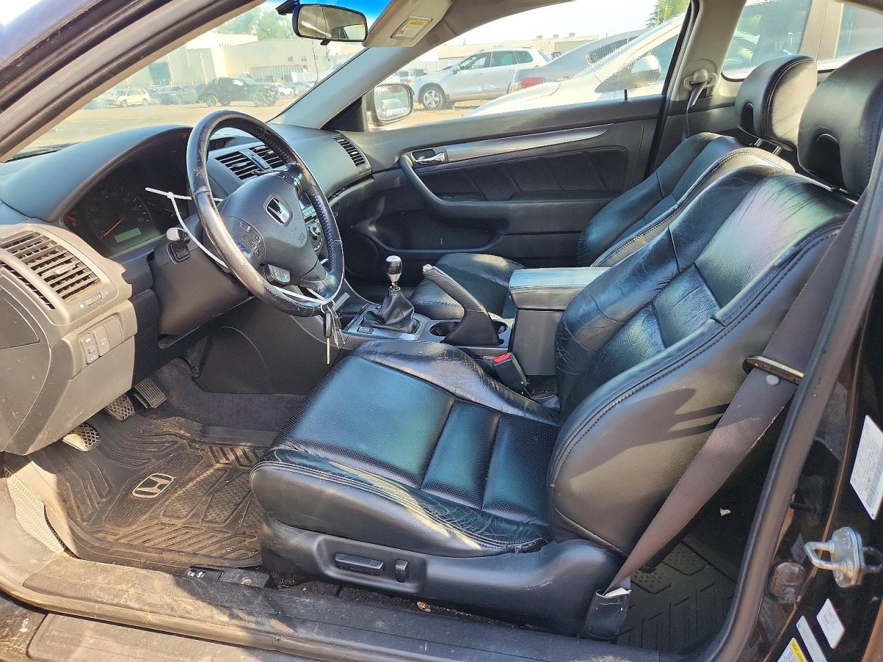 2004 Honda Accord Ex Black vin: 1HGCM81784A012507