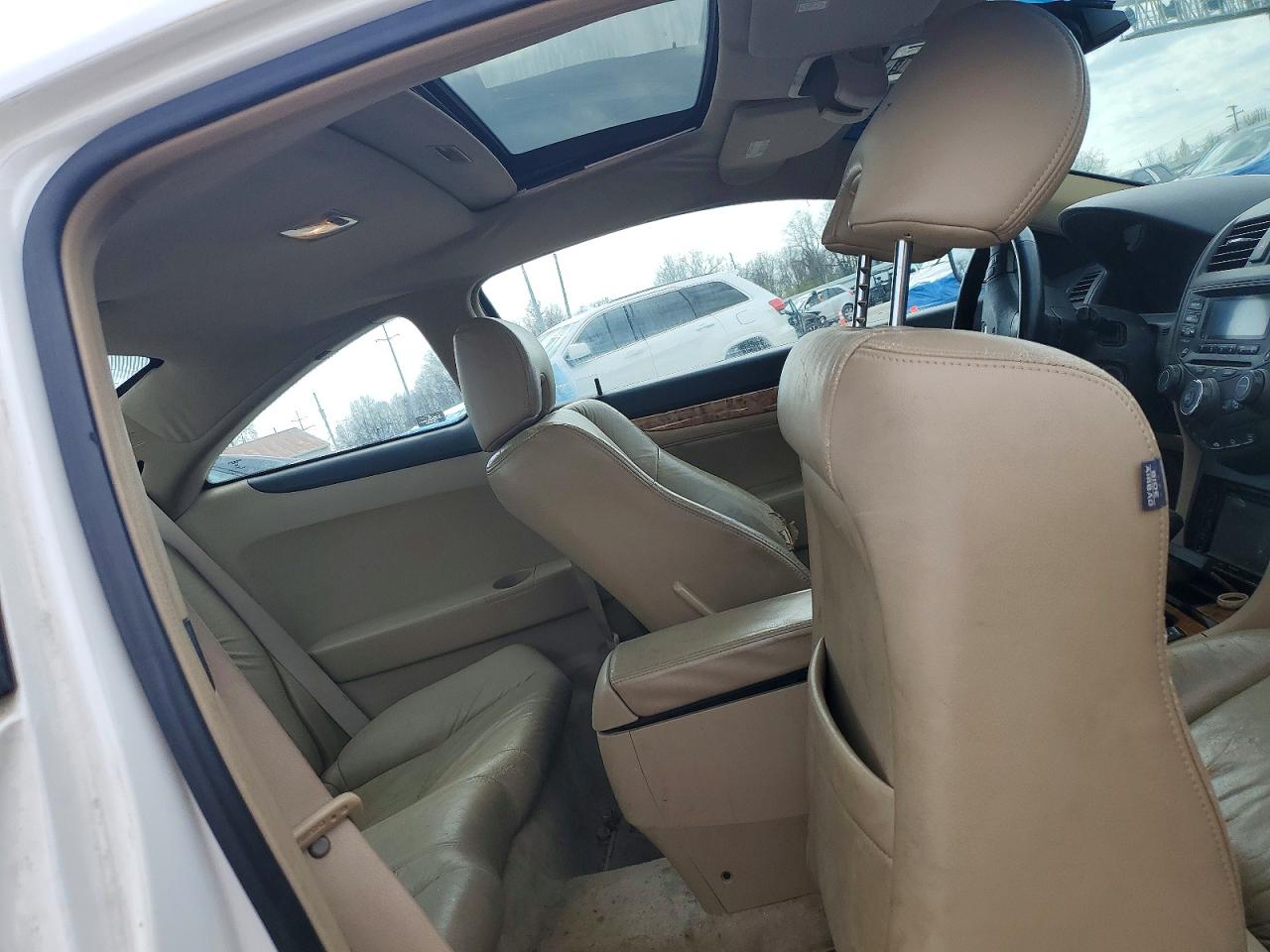 2004 Honda Accord Ex White vin: 1HGCM82604A012653